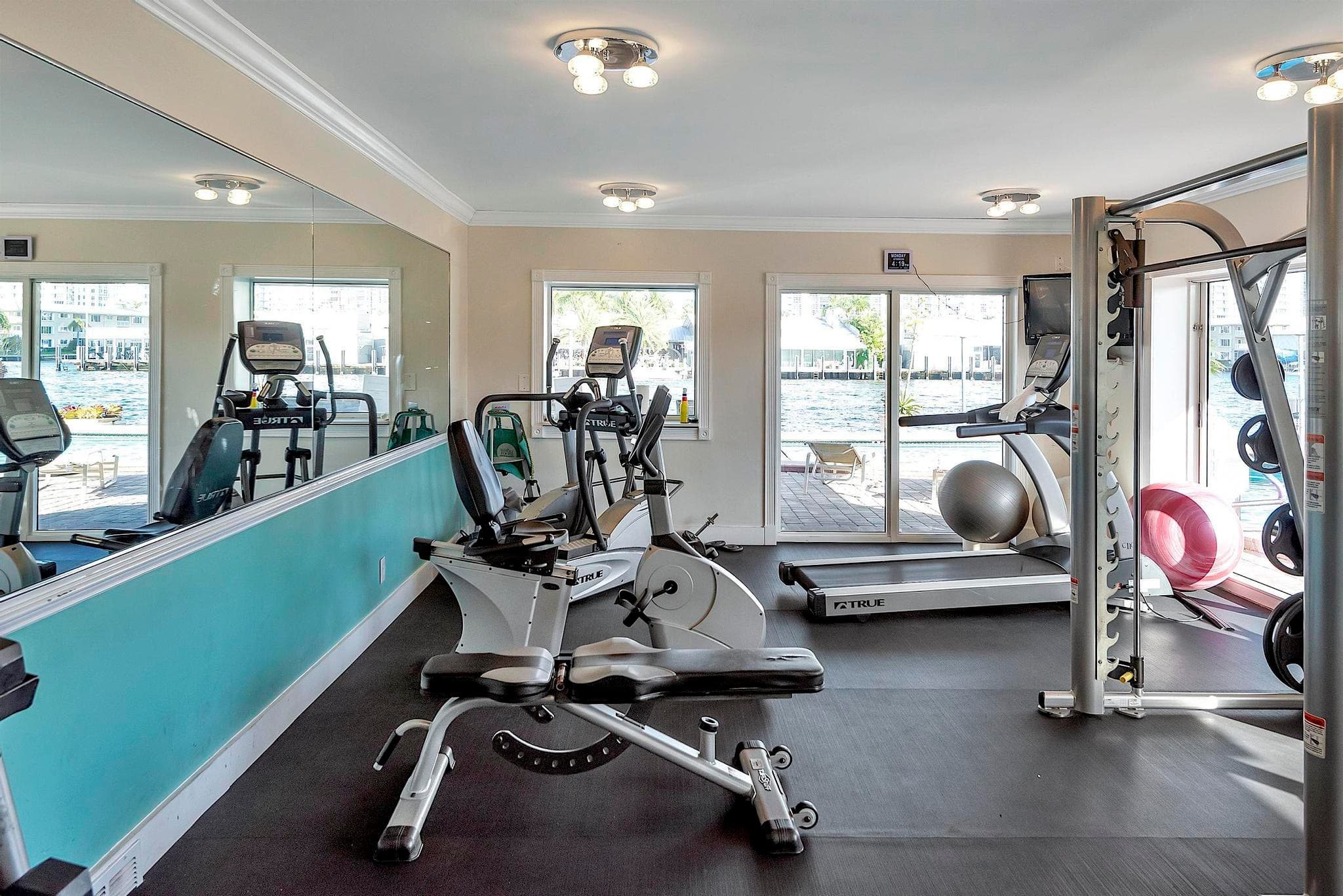 2900 NE 30th Street Apt 8j, Fort Lauderdale, FL 33306 — photo 37 of 46