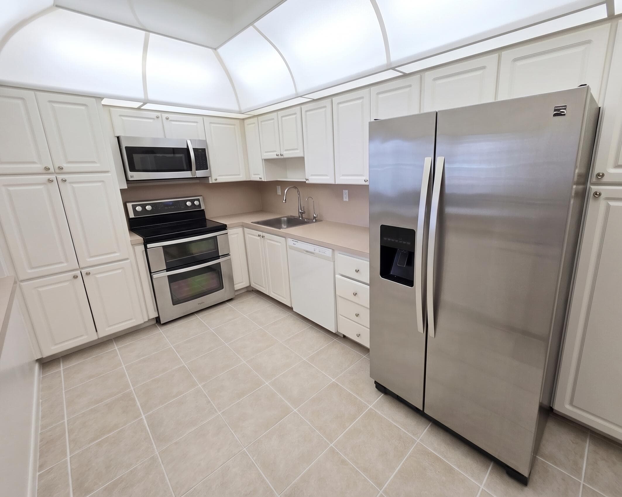 19390 Collins Avenue 1622, Sunny Isles Beach, FL 33160 — photo 2 of 12