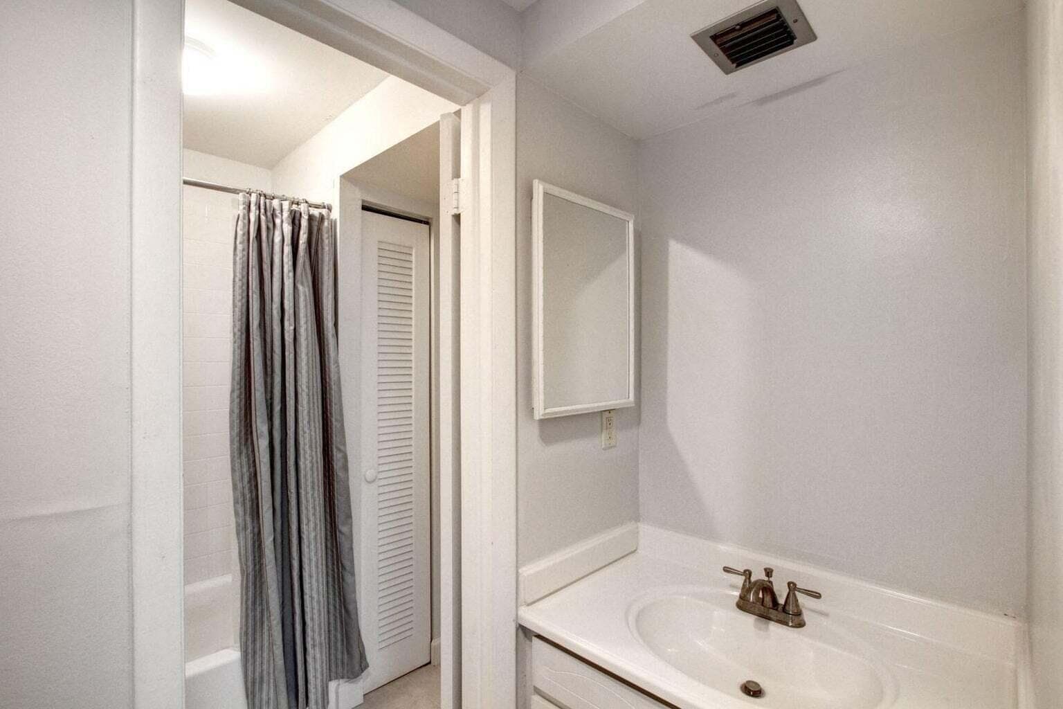 11 Royal Palm Way 1040, Boca Raton, FL 33432 — photo 12 of 33