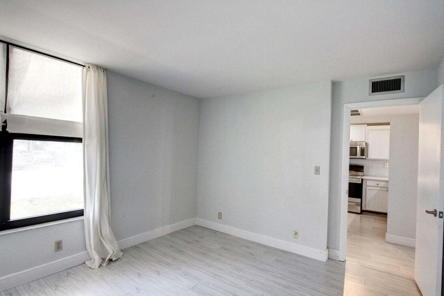 11 Royal Palm Way 1040, Boca Raton, FL 33432 — photo 14 of 33