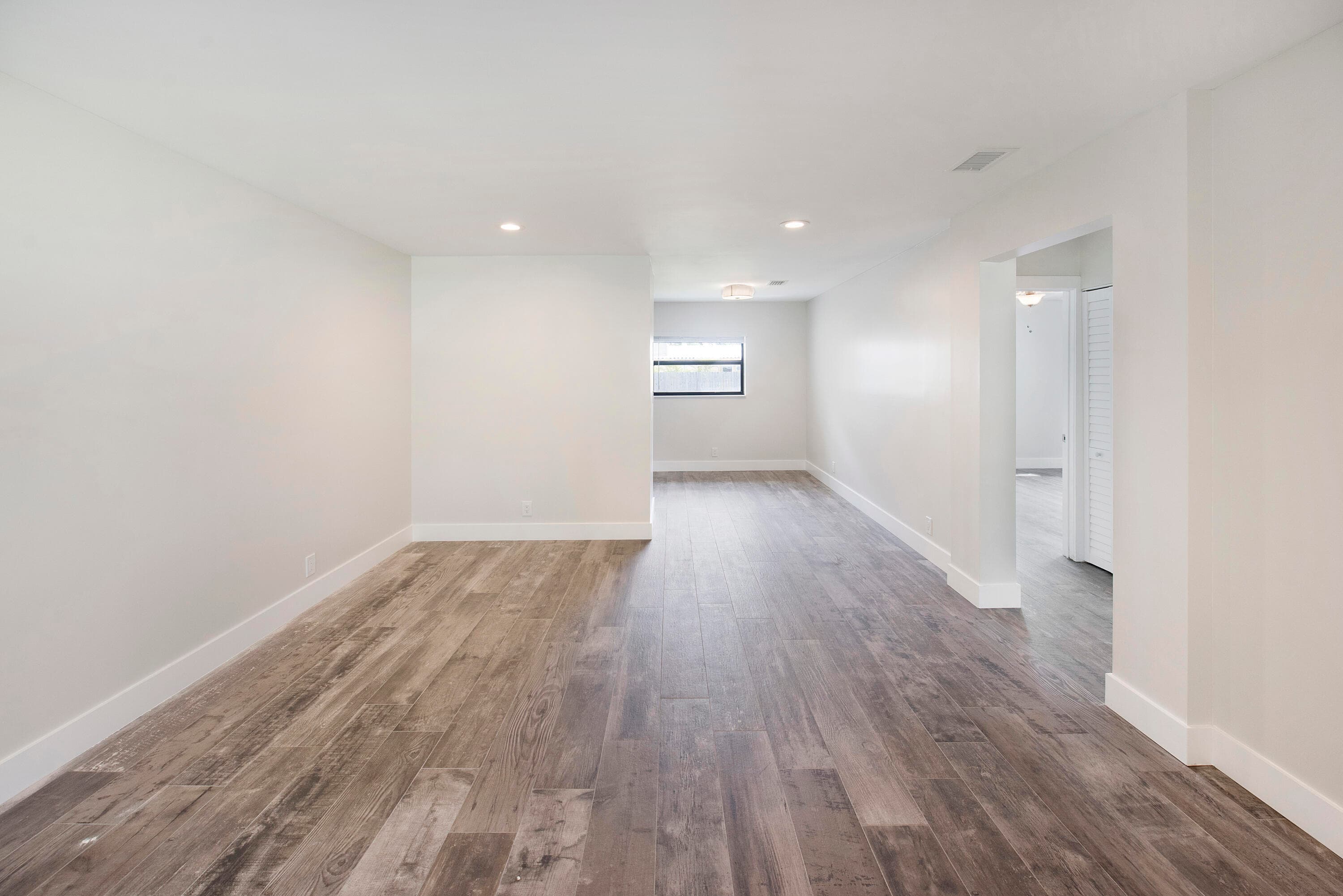 814 NE 8th Street, Hallandale Beach, FL 33009 — photo 9 of 25