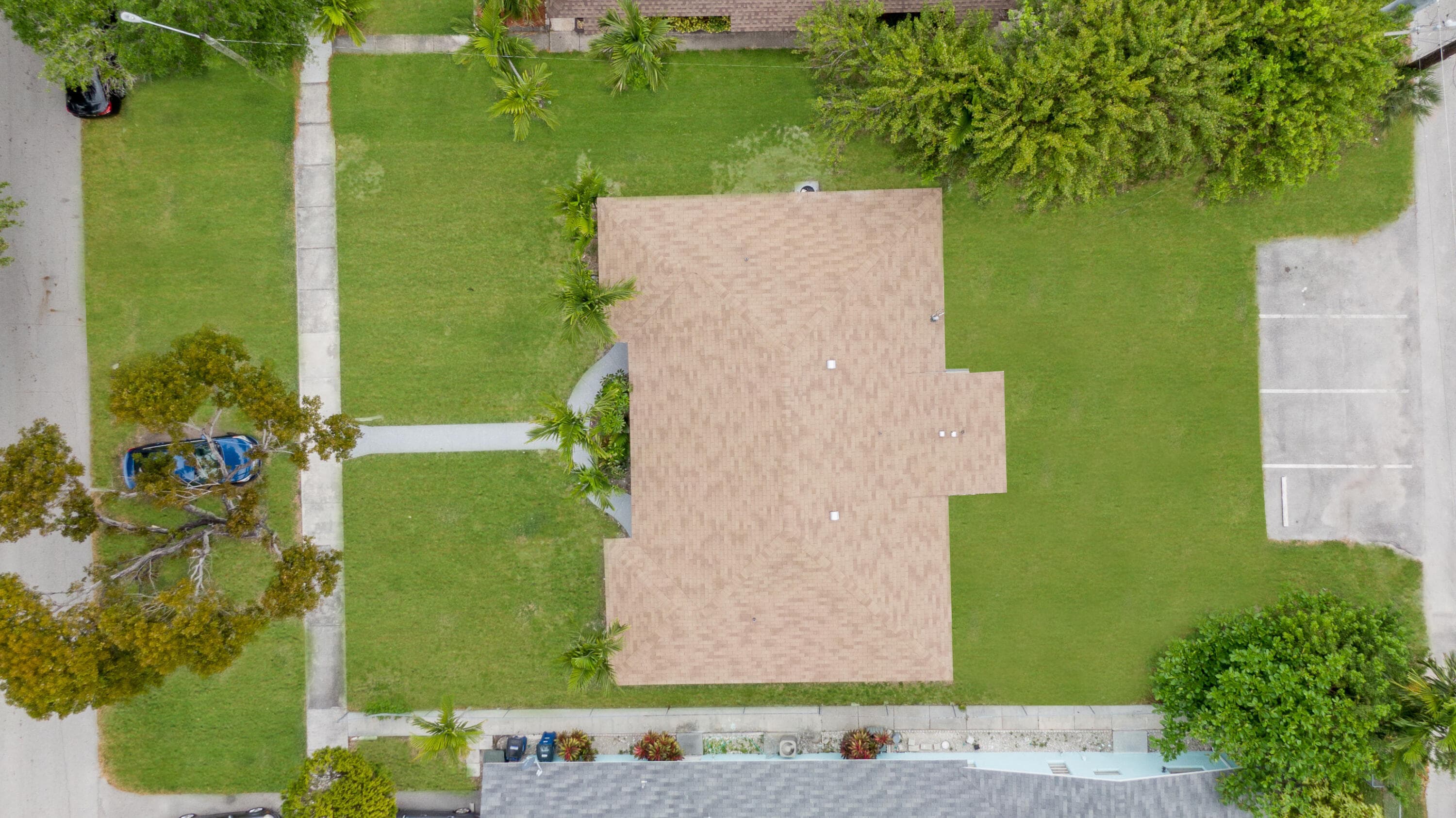 814 NE 8th Street, Hallandale Beach, FL 33009 — photo 20 of 25