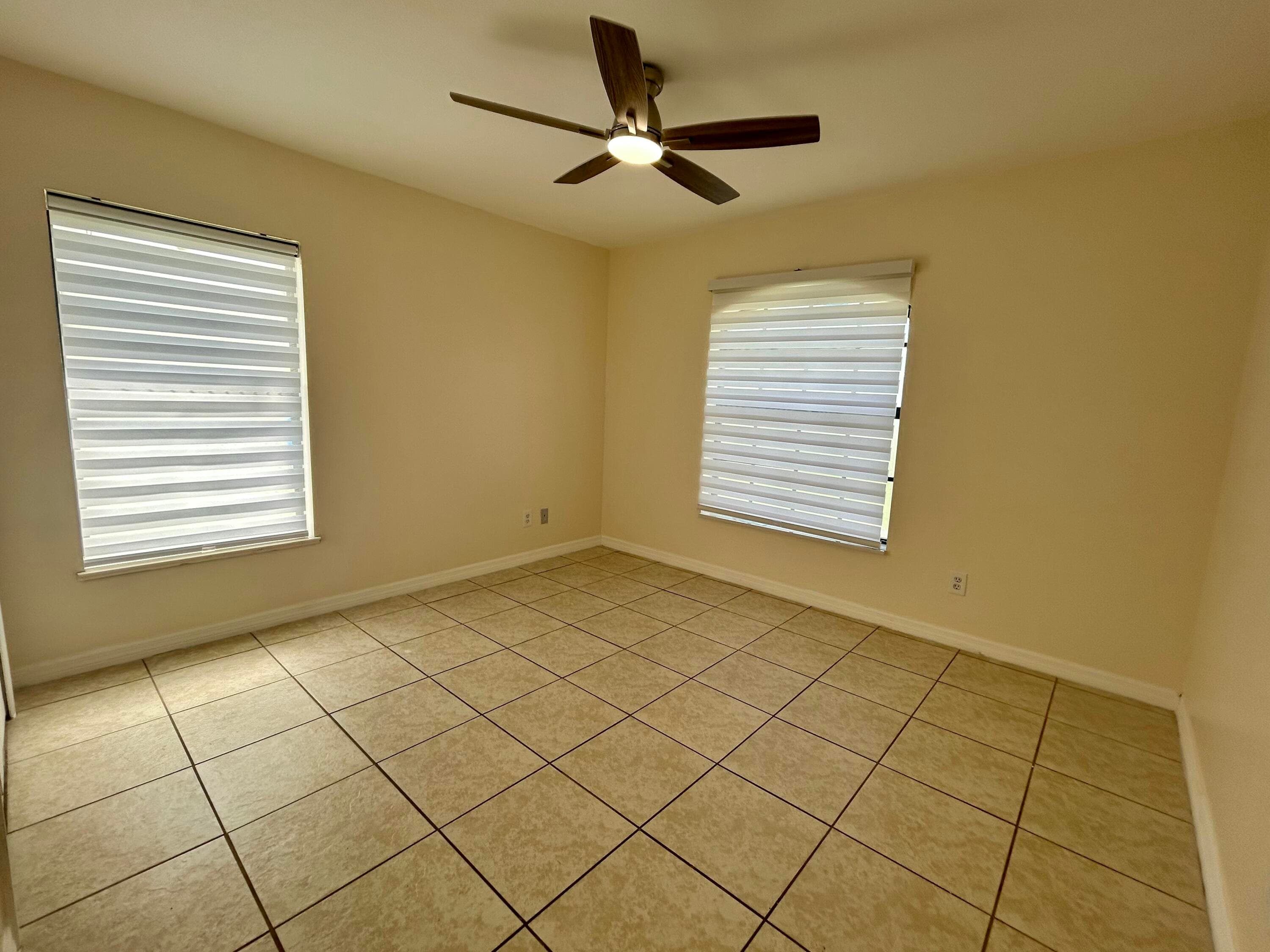 328 W Sugarland Circle, Clewiston, FL 33440 — photo 7 of 15