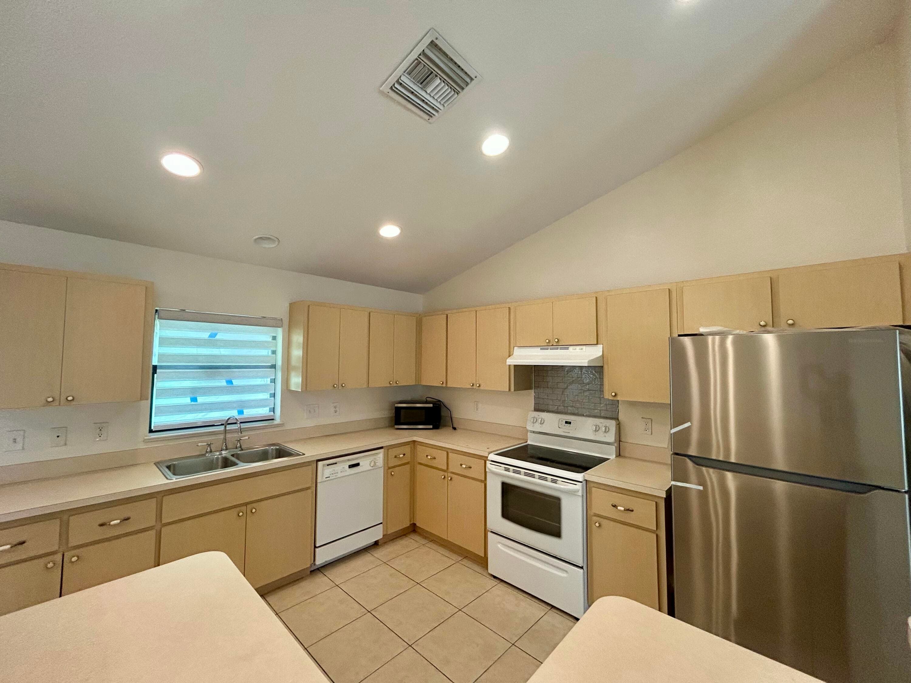 328 W Sugarland Circle, Clewiston, FL 33440 — photo 15 of 15