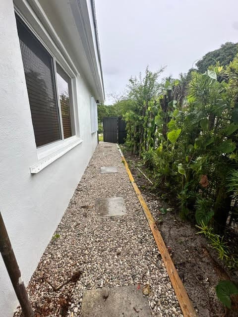 950 E Dayton Circle, Fort Lauderdale, FL 33312 — photo 17 of 23