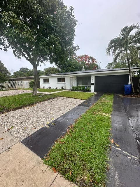 950 E Dayton Circle, Fort Lauderdale, FL 33312 — photo 19 of 23