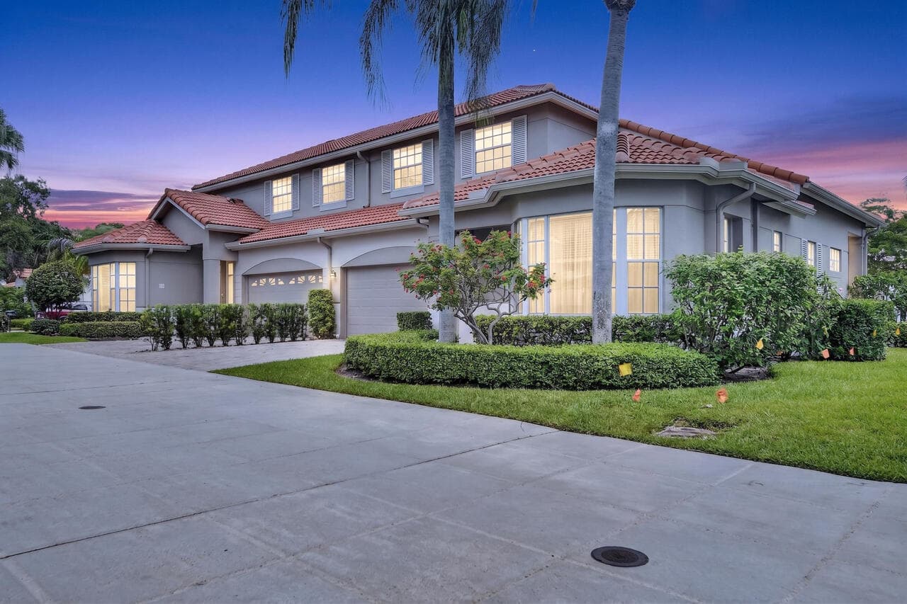 32 Monterey Pointe Drive, Palm Beach Gardens, FL 33418 — photo 1 of 65