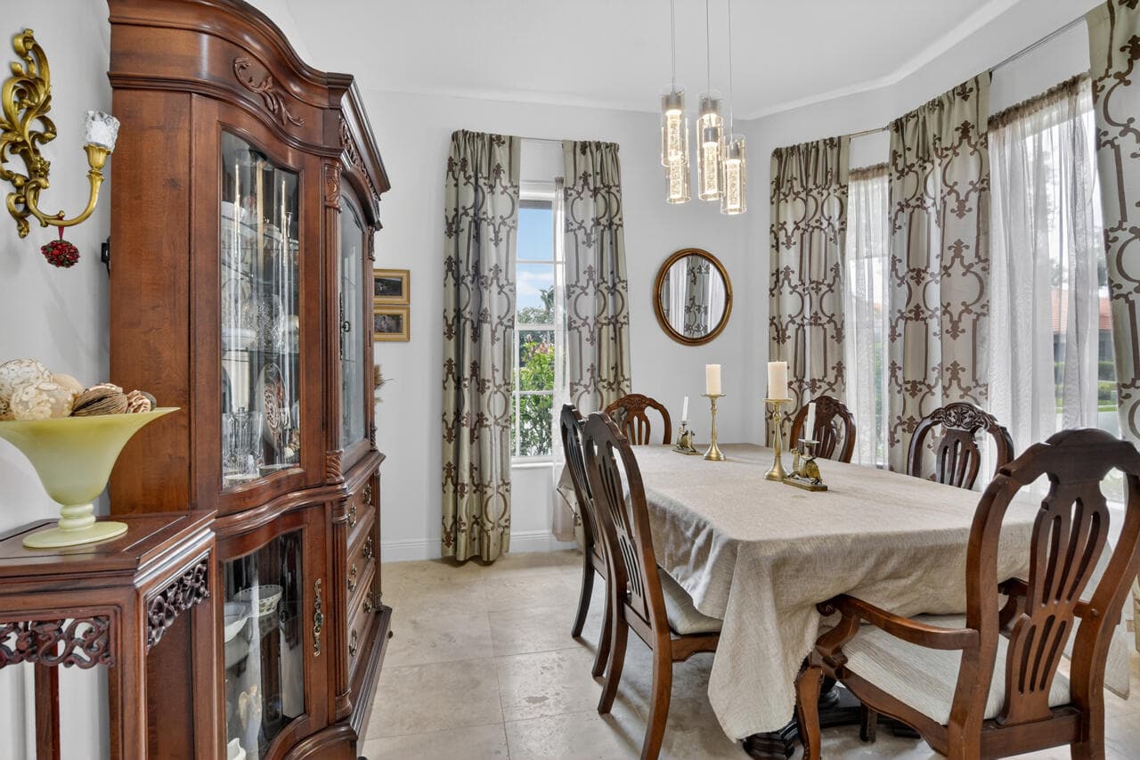 32 Monterey Pointe Drive, Palm Beach Gardens, FL 33418 — photo 9 of 65