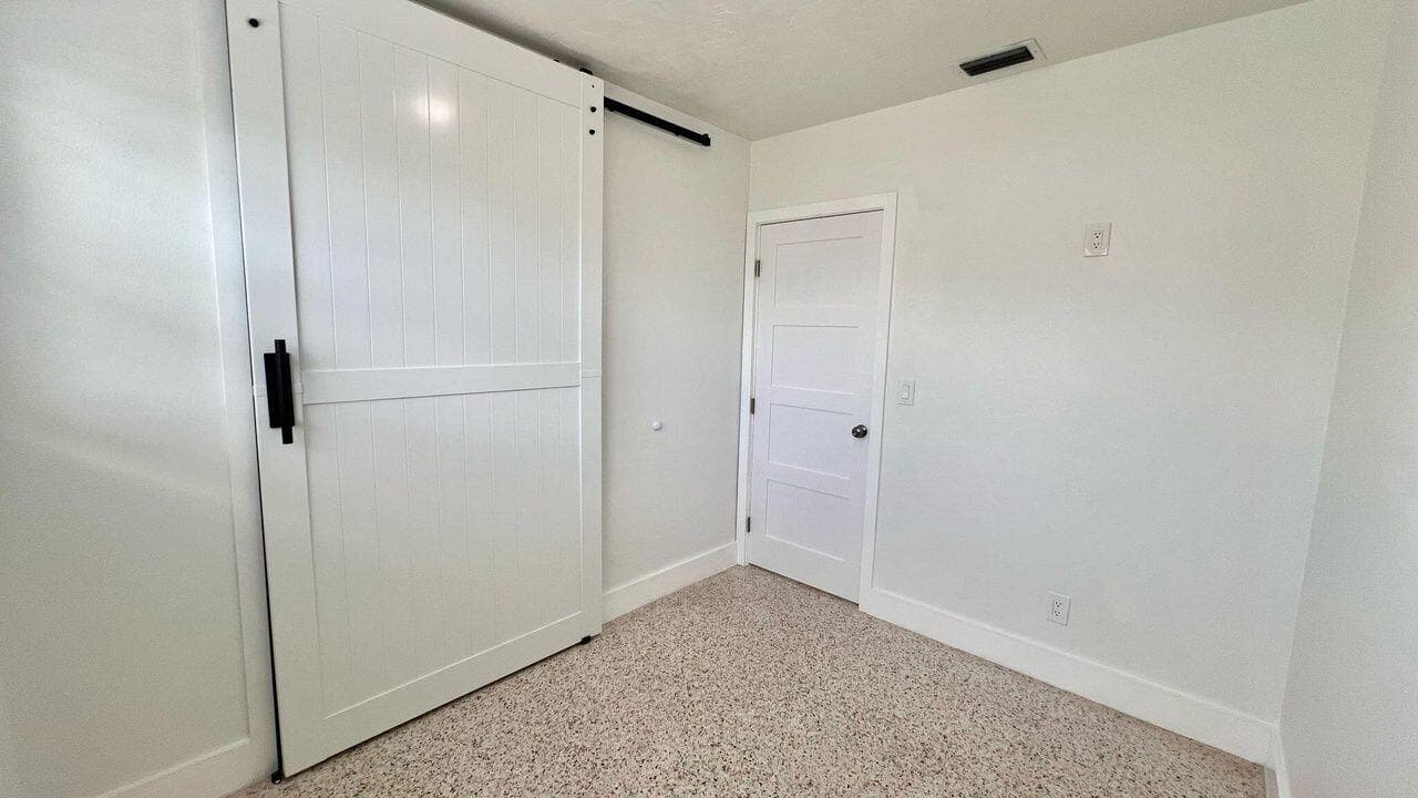 124 Abaco Drive, Palm Springs, FL 33461 — photo 16 of 27
