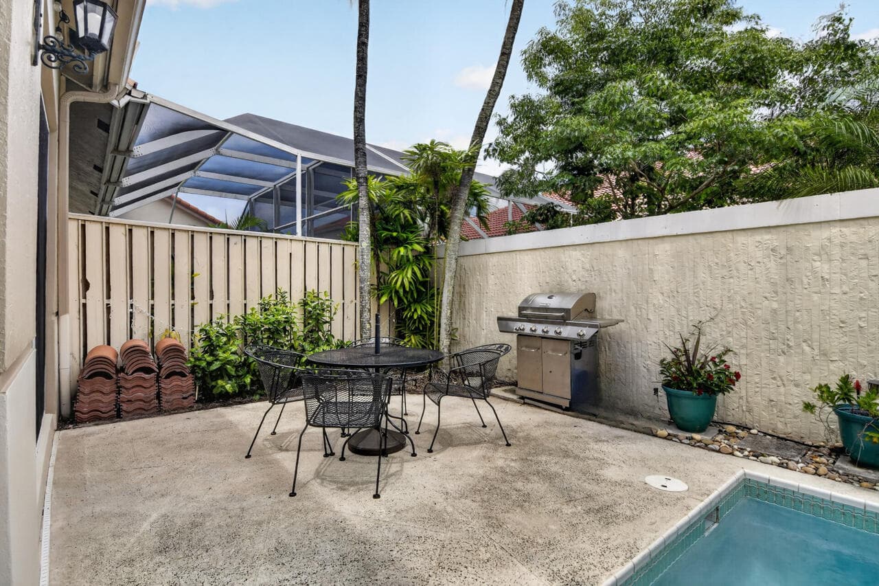 32 Monterey Pointe Drive, Palm Beach Gardens, FL 33418 — photo 56 of 65