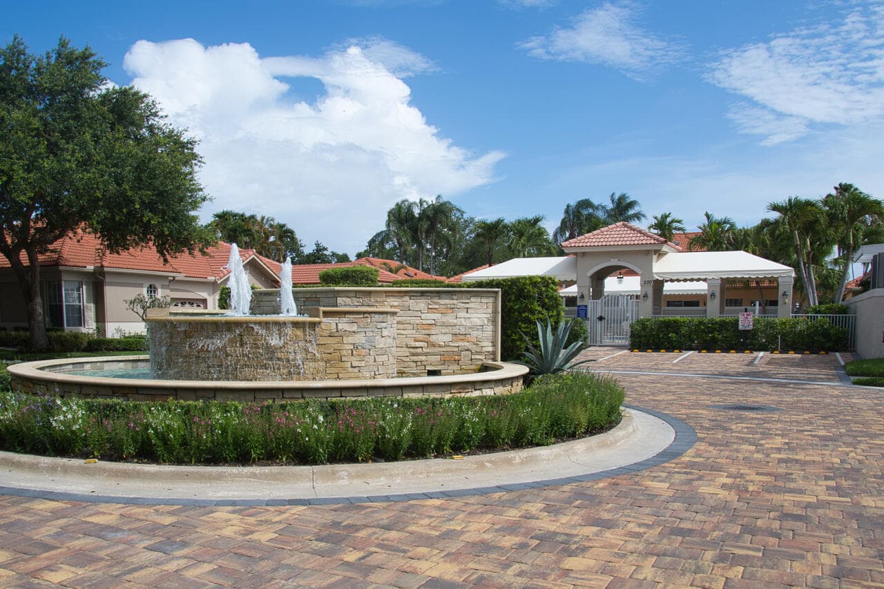 32 Monterey Pointe Drive, Palm Beach Gardens, FL 33418 — photo 64 of 65