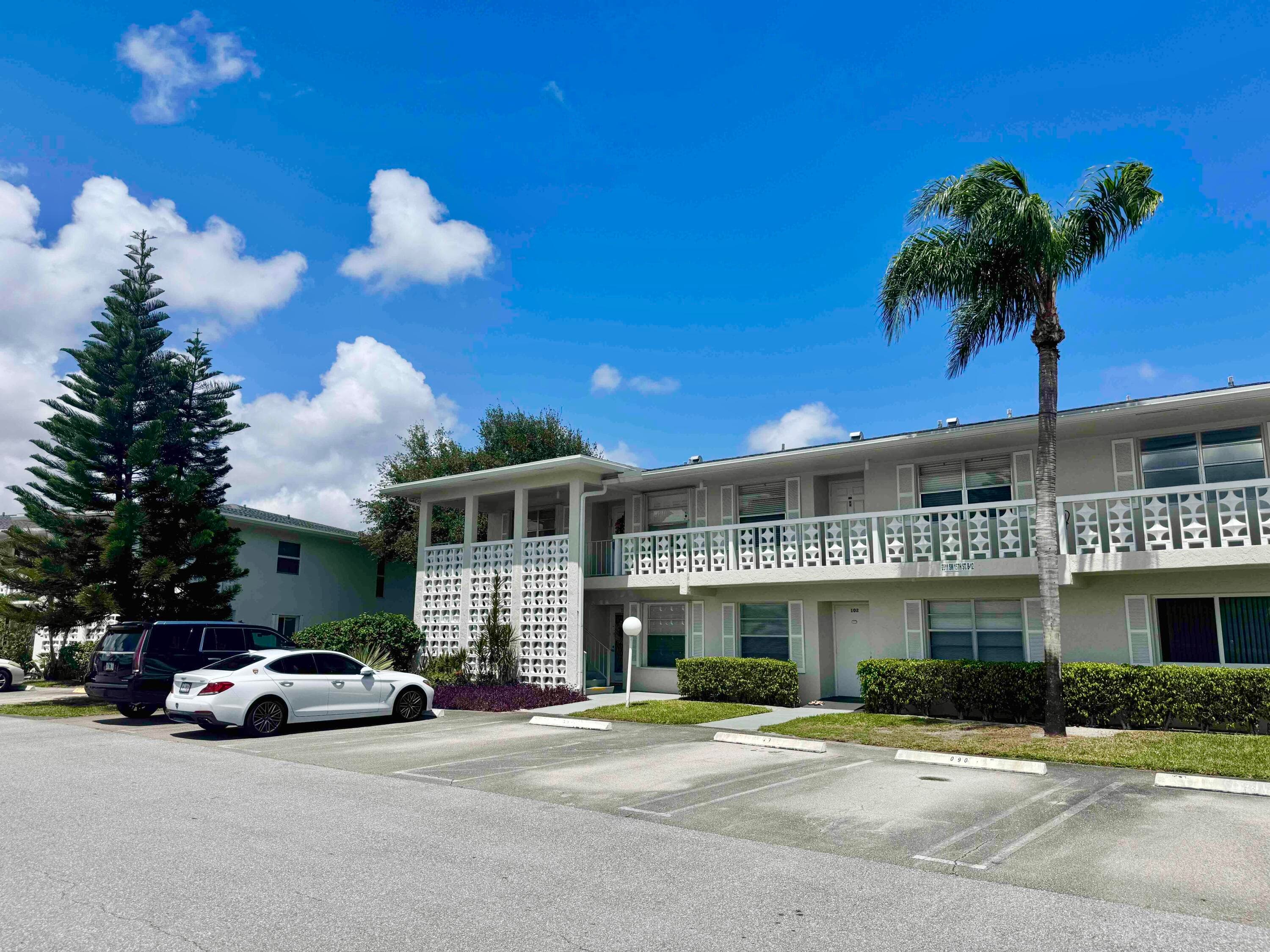 2811 SW 15th Street 202, Delray Beach, FL 33445 — photo 1 of 35