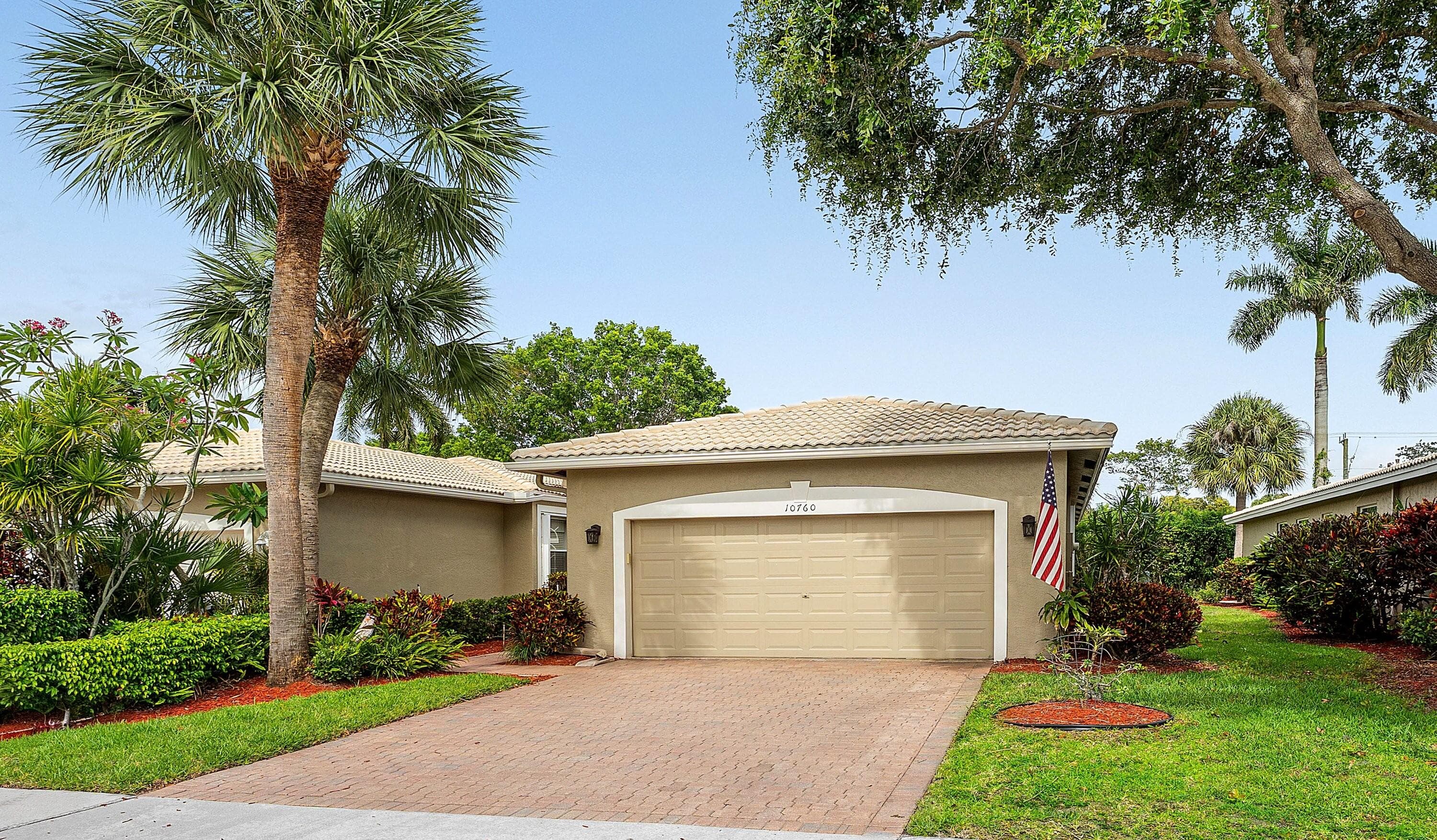 10760 Royal Caribbean Circle, Boynton Beach, FL 33437 — photo 2 of 47