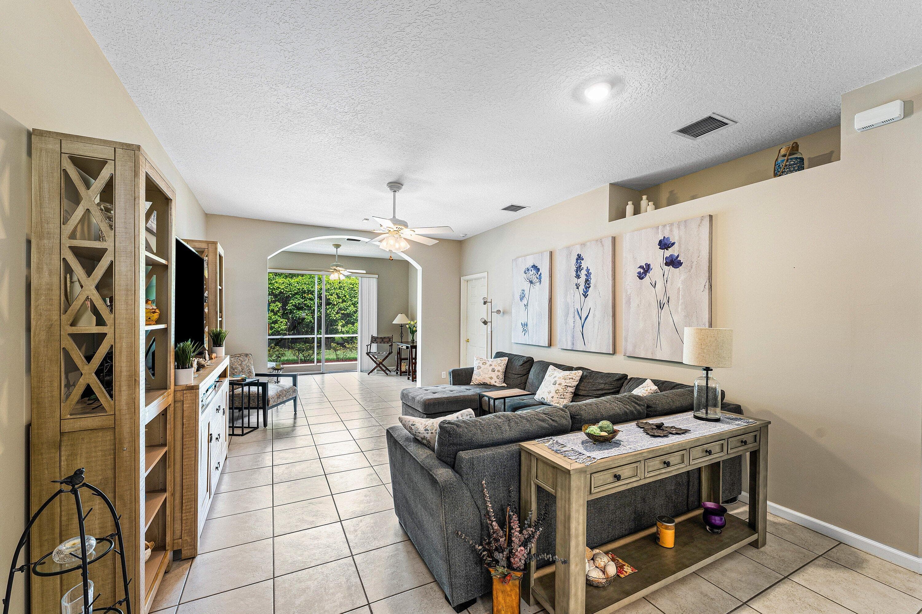 10760 Royal Caribbean Circle, Boynton Beach, FL 33437 — photo 11 of 47