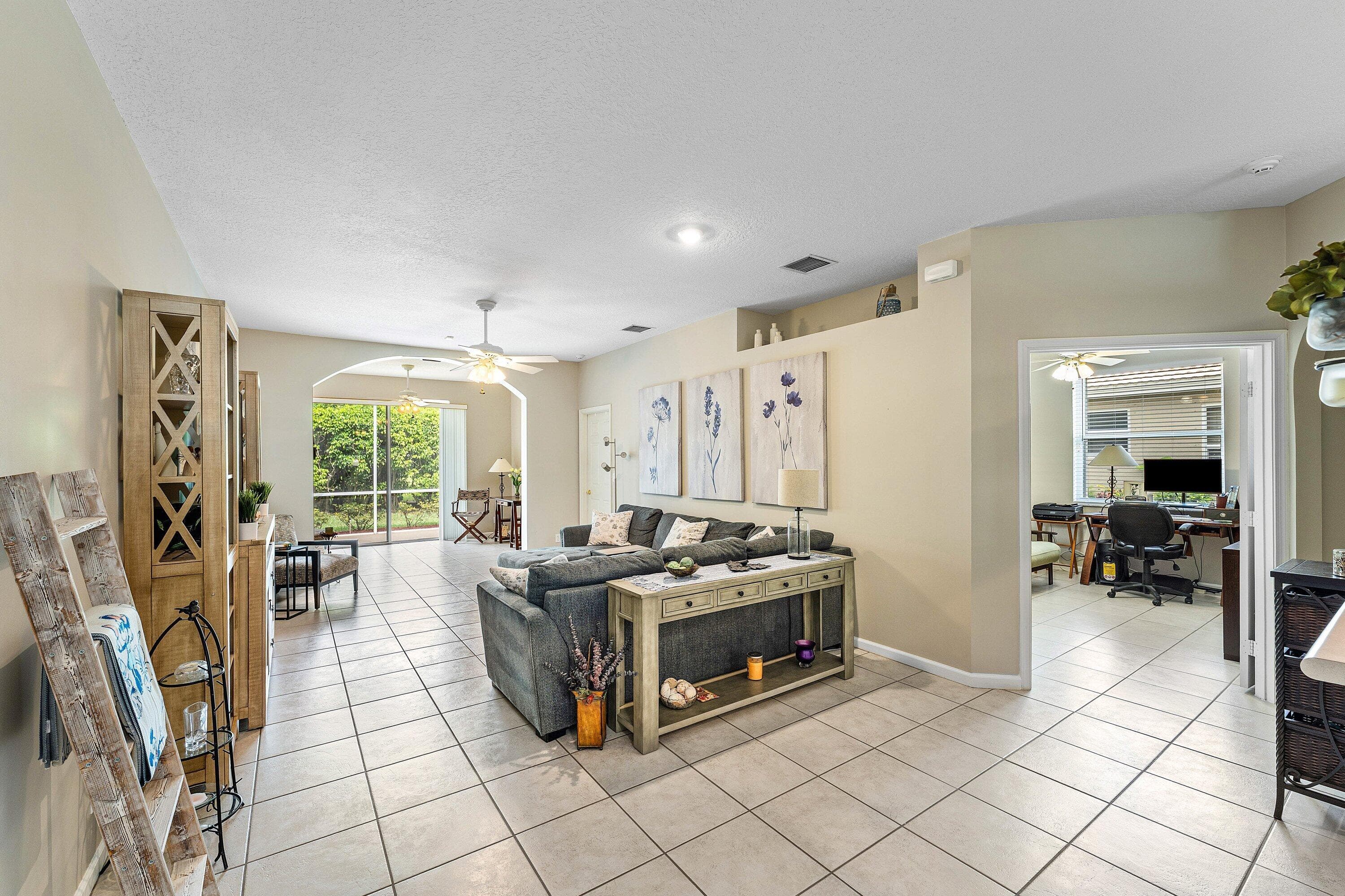 10760 Royal Caribbean Circle, Boynton Beach, FL 33437 — photo 10 of 47