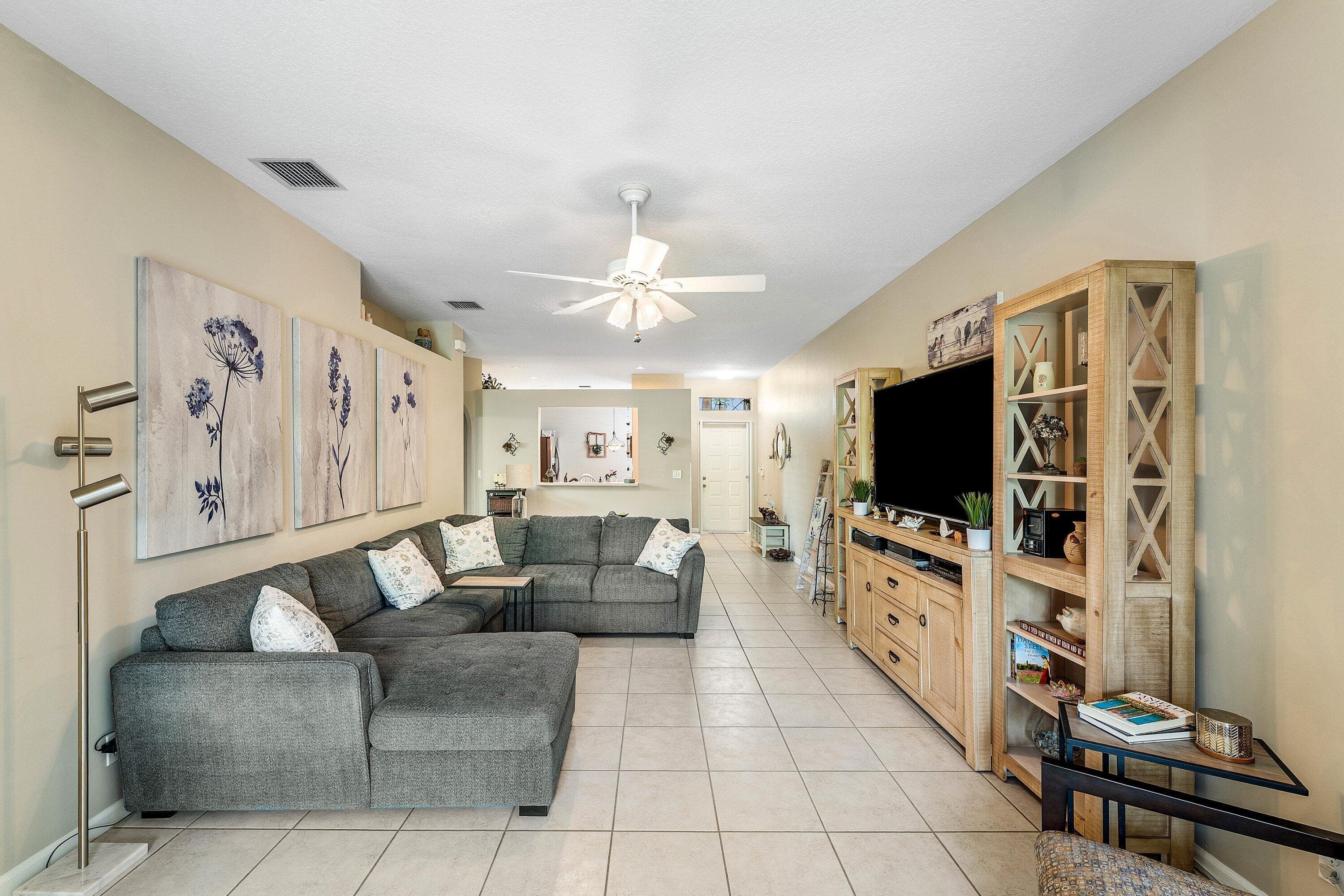 10760 Royal Caribbean Circle, Boynton Beach, FL 33437 — photo 14 of 47
