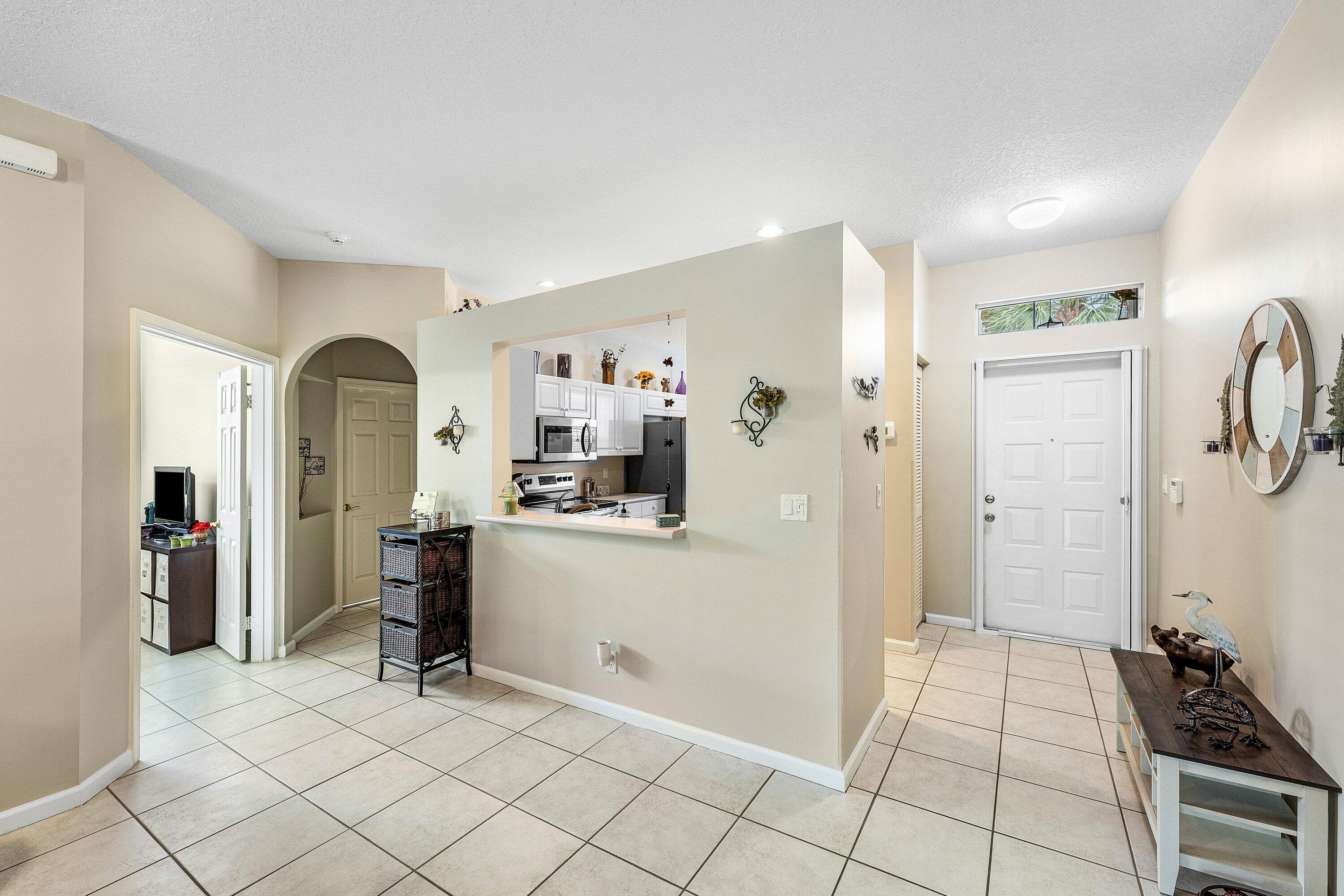10760 Royal Caribbean Circle, Boynton Beach, FL 33437 — photo 4 of 47