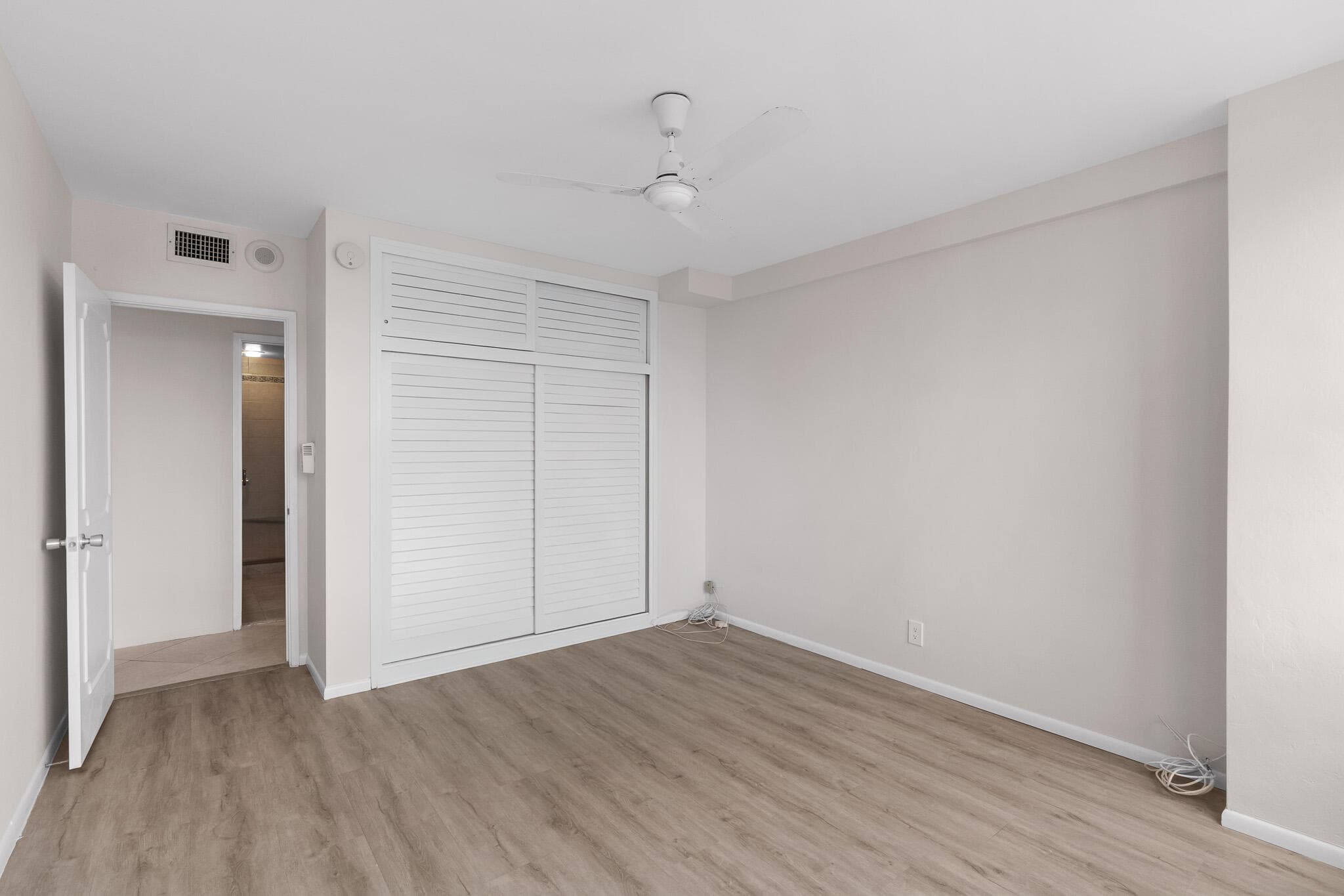 3200 NE 36th Street E 709, Fort Lauderdale, FL 33308 — photo 17 of 51