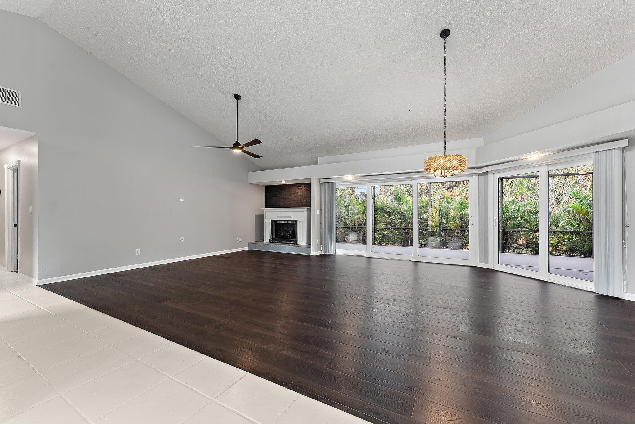 10440 SE Jupiter Narrows Drive, Hobe Sound, FL 33455 — photo 7 of 35