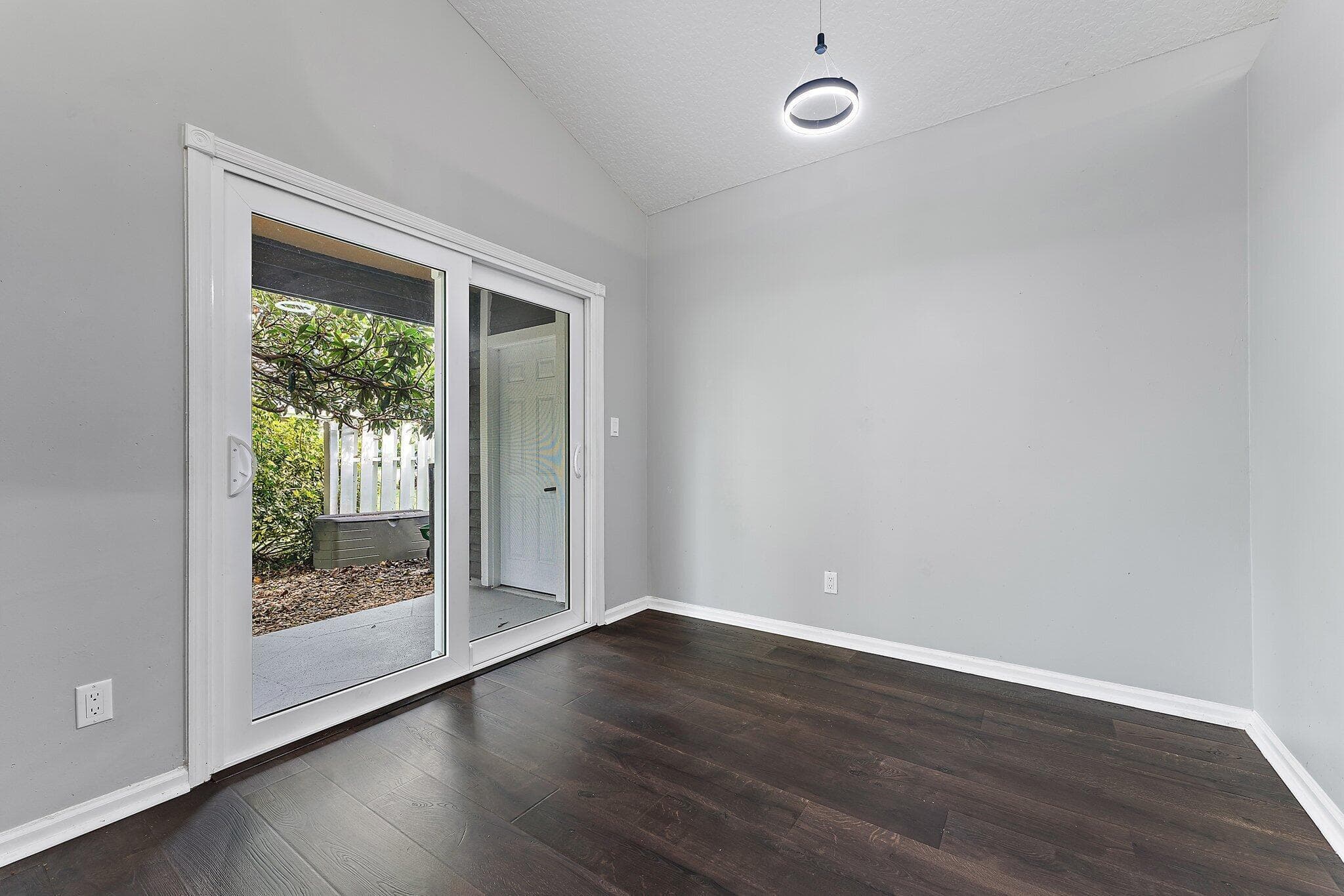 10440 SE Jupiter Narrows Drive, Hobe Sound, FL 33455 — photo 16 of 35