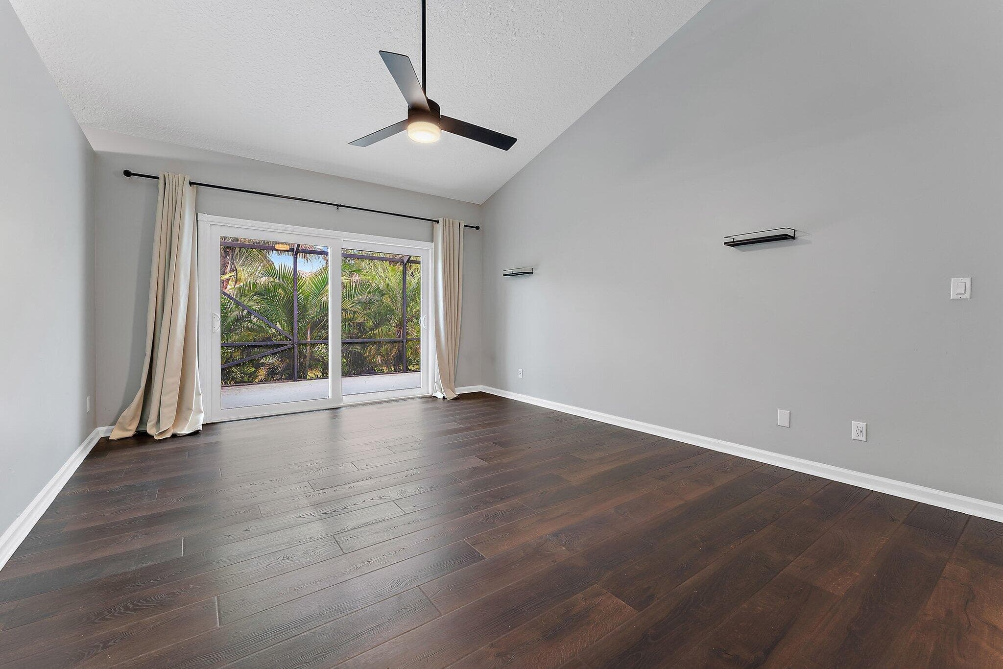 10440 SE Jupiter Narrows Drive, Hobe Sound, FL 33455 — photo 20 of 35