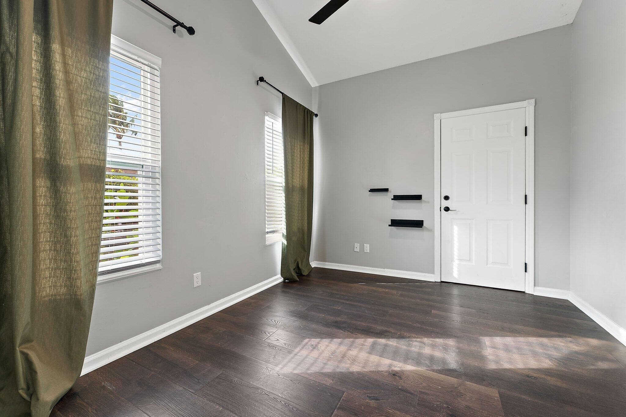 10440 SE Jupiter Narrows Drive, Hobe Sound, FL 33455 — photo 30 of 35