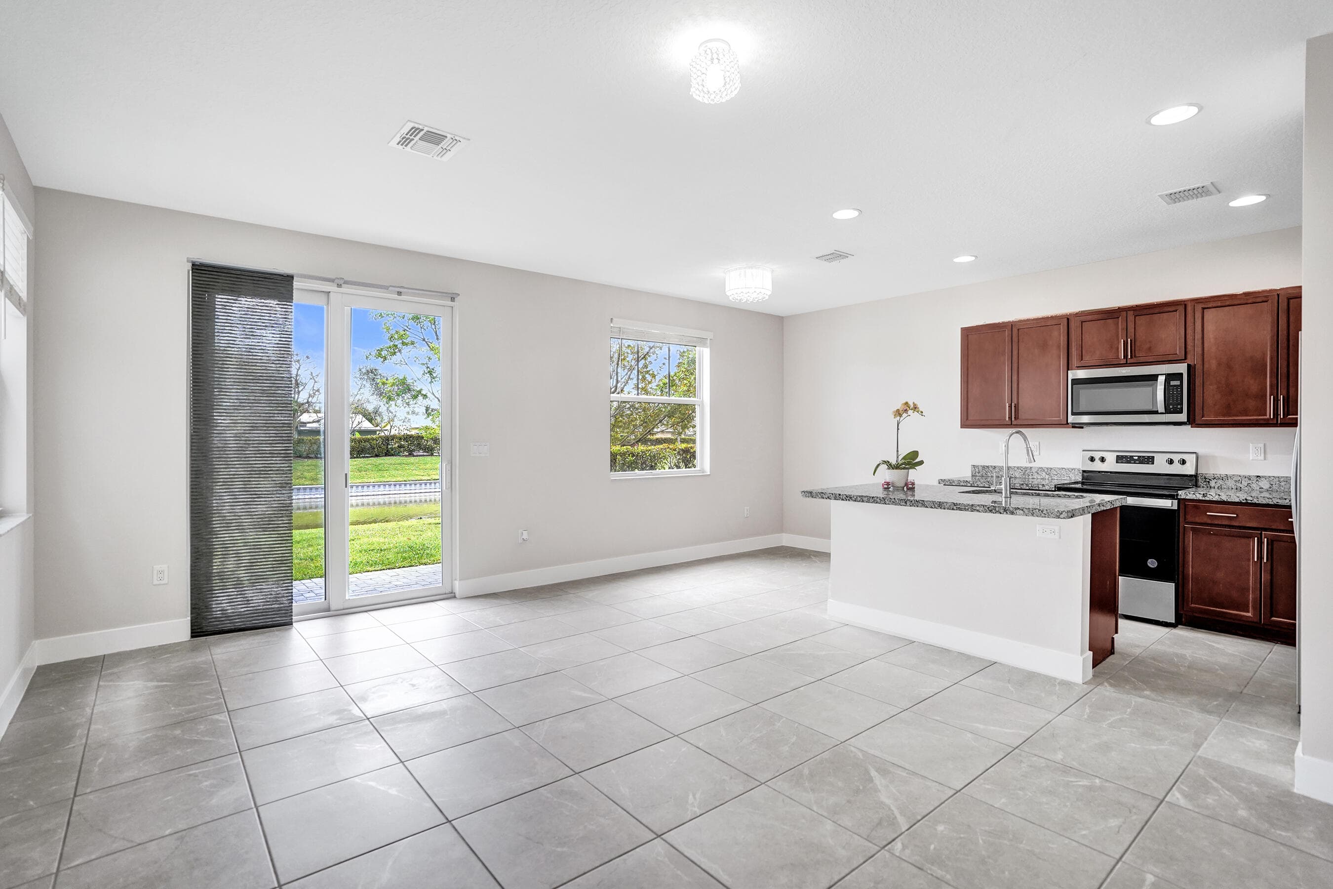 4926 NW 48th Terrace 4926, Tamarac, FL 33319 — photo 9 of 42