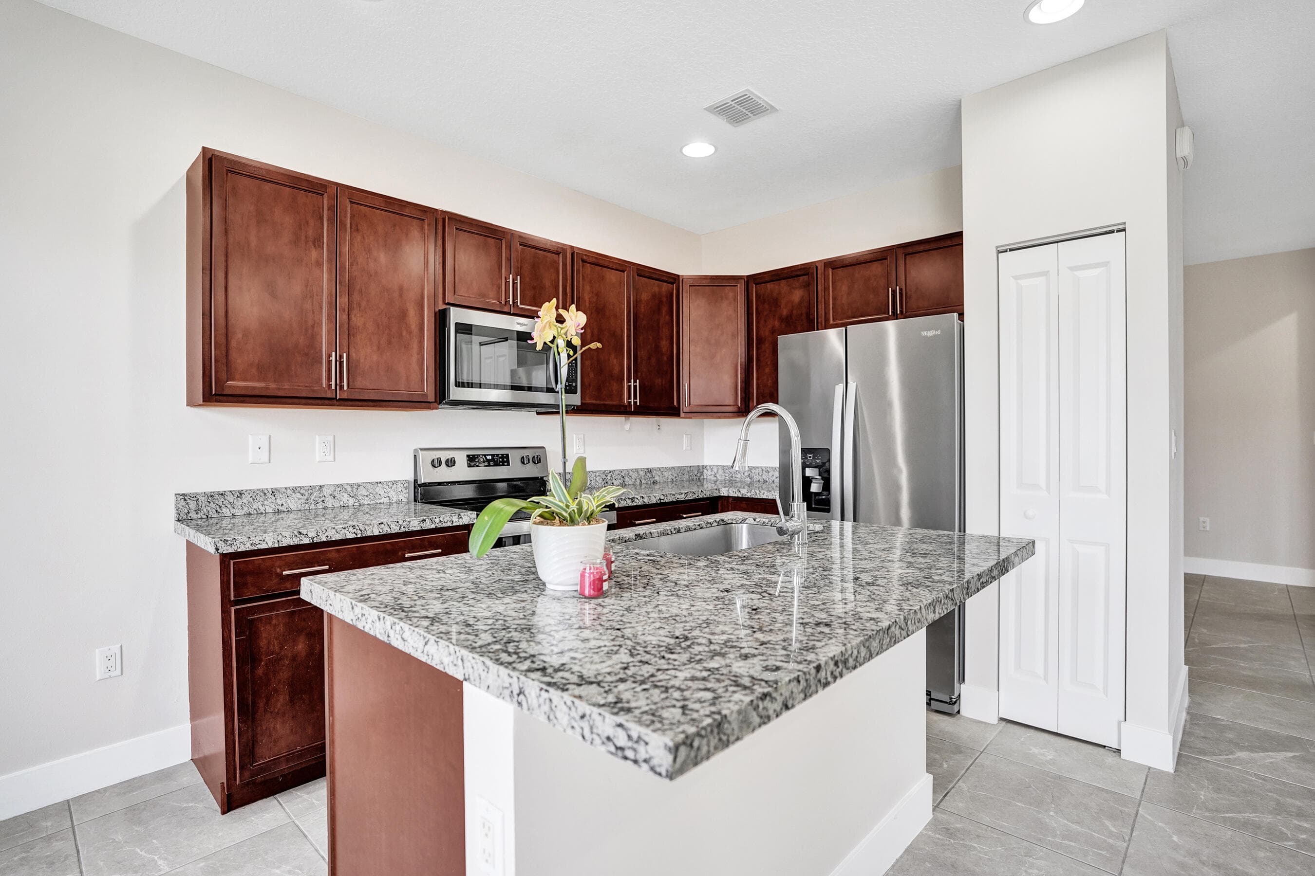 4926 NW 48th Terrace 4926, Tamarac, FL 33319 — photo 12 of 42