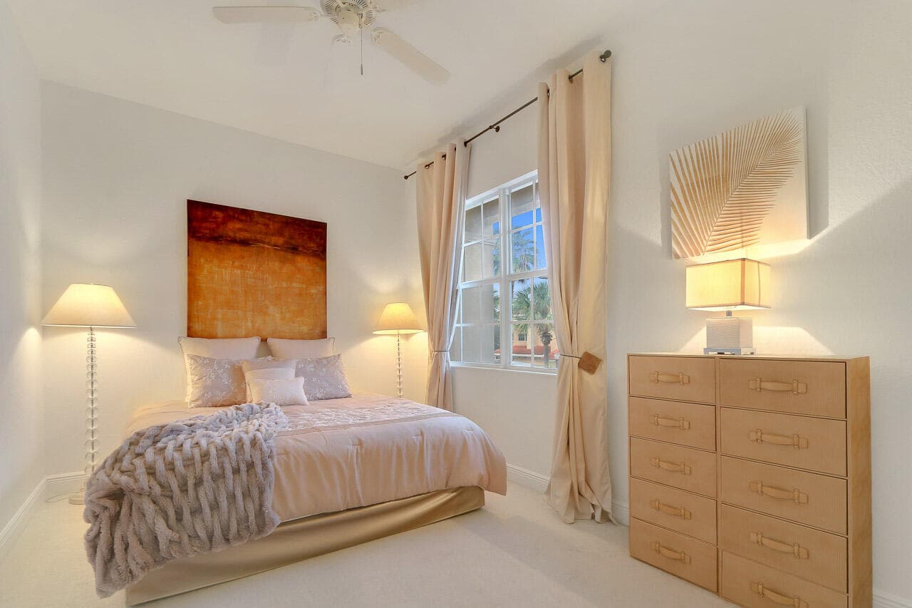 4711 Artesa Way E, Palm Beach Gardens, FL 33418 — photo 13 of 18