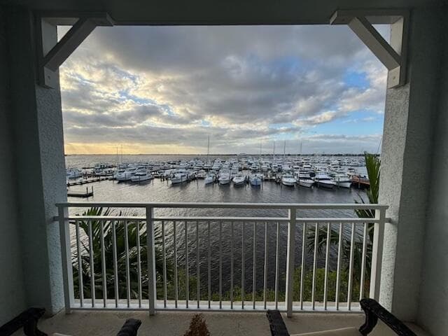 875 NW Flagler Avenue 302, Stuart, FL 34994 — photo 5 of 9