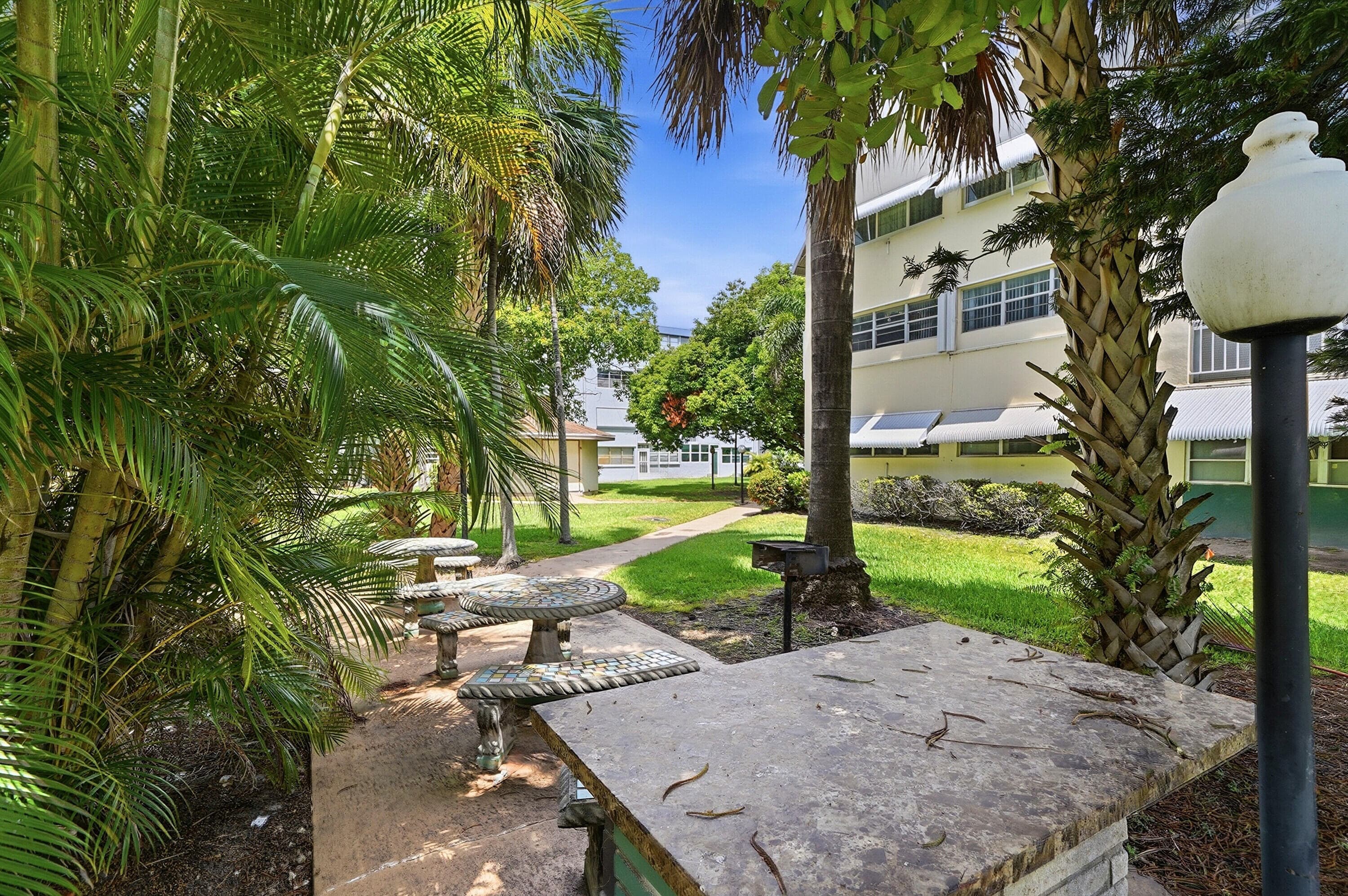 1333 E Hallandale Beach Boulevard 335, Hallandale Beach, FL 33009 — photo 20 of 27