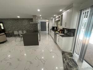 3205 NW 87th Avenue, Coral Springs, FL 33071 — photo 9 of 32