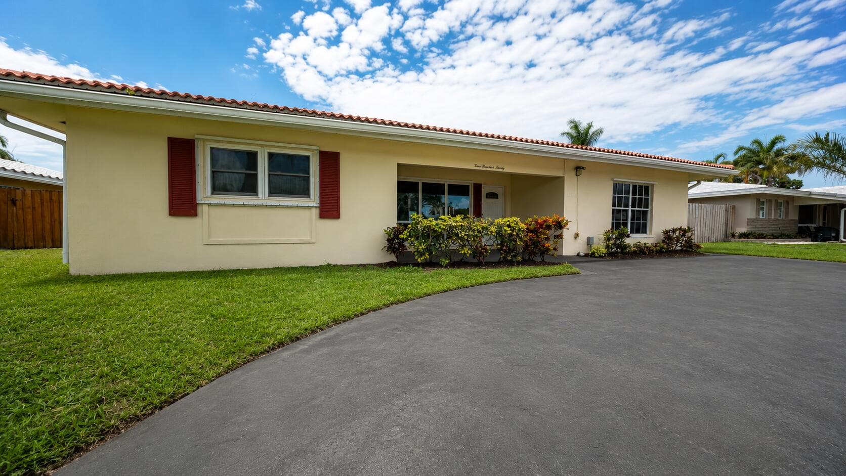 420 SE 4th Court, Pompano Beach, FL 33060 — photo 3 of 38