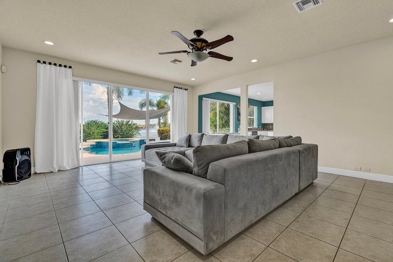 10290 NW 60th Place, Parkland, FL 33076 — photo 18 of 64