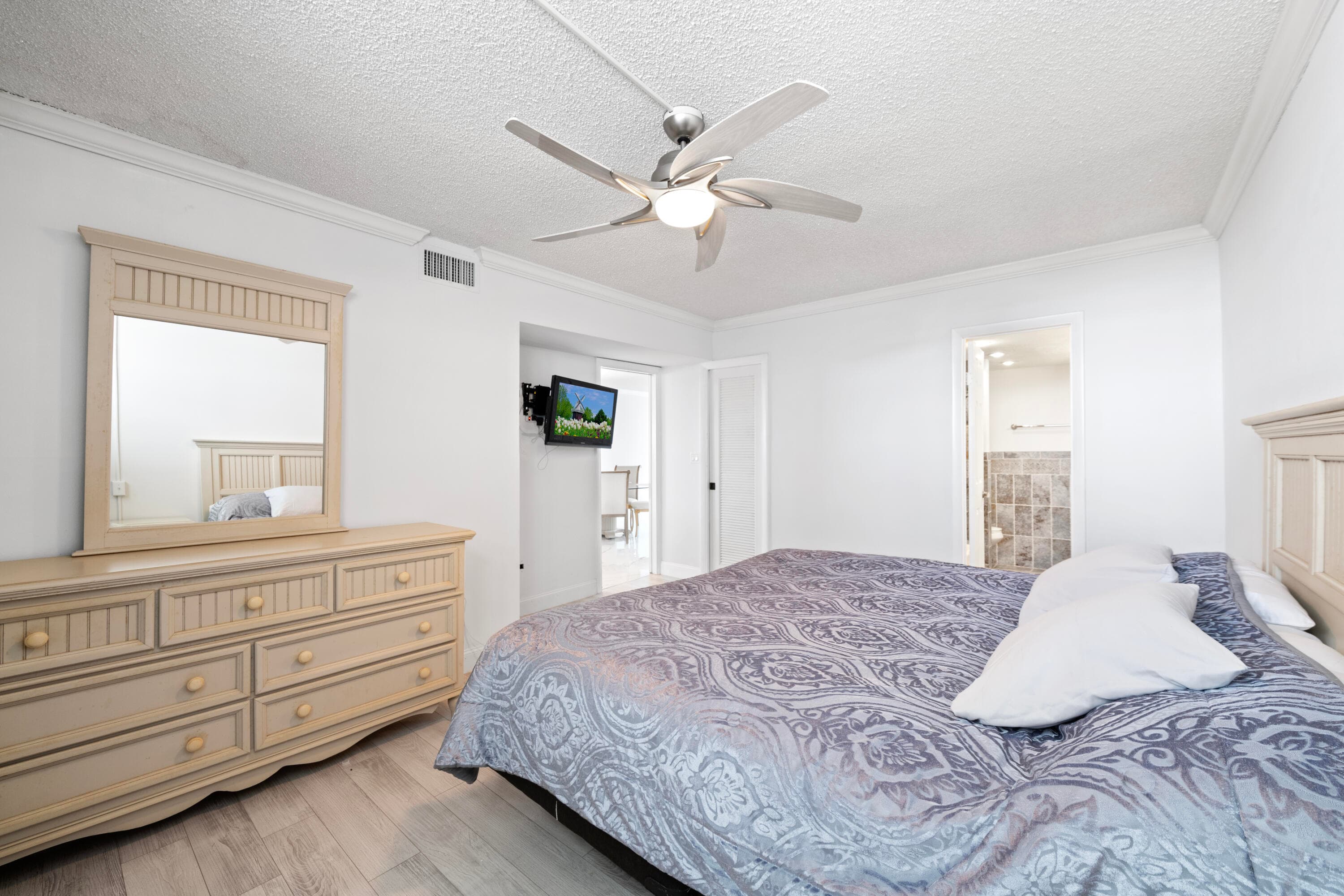 3100 NE 49th Street 601, Fort Lauderdale, FL 33308 — photo 30 of 35