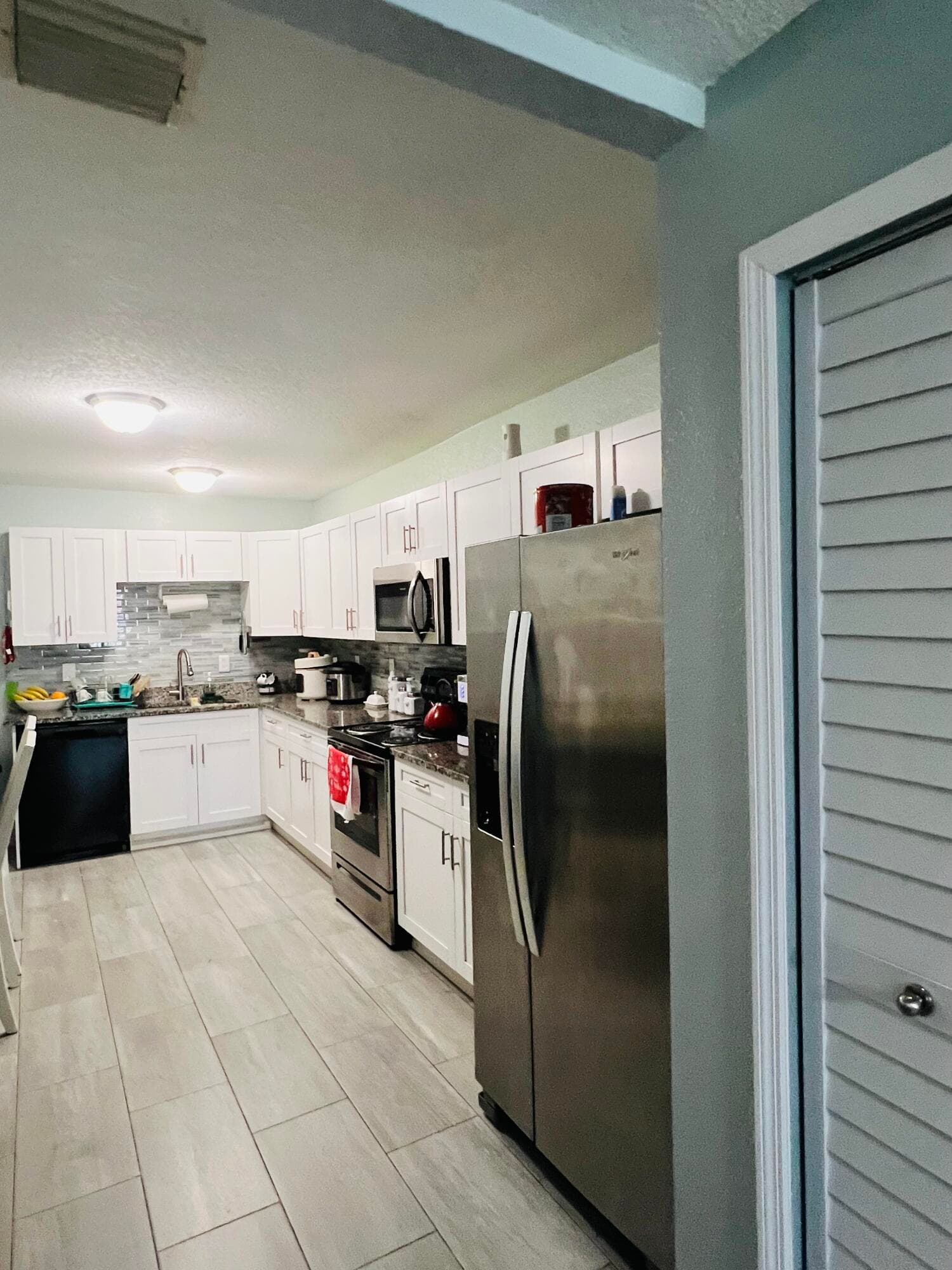 8719 N Ashley Street, Tampa, FL 33604 — photo 12 of 45
