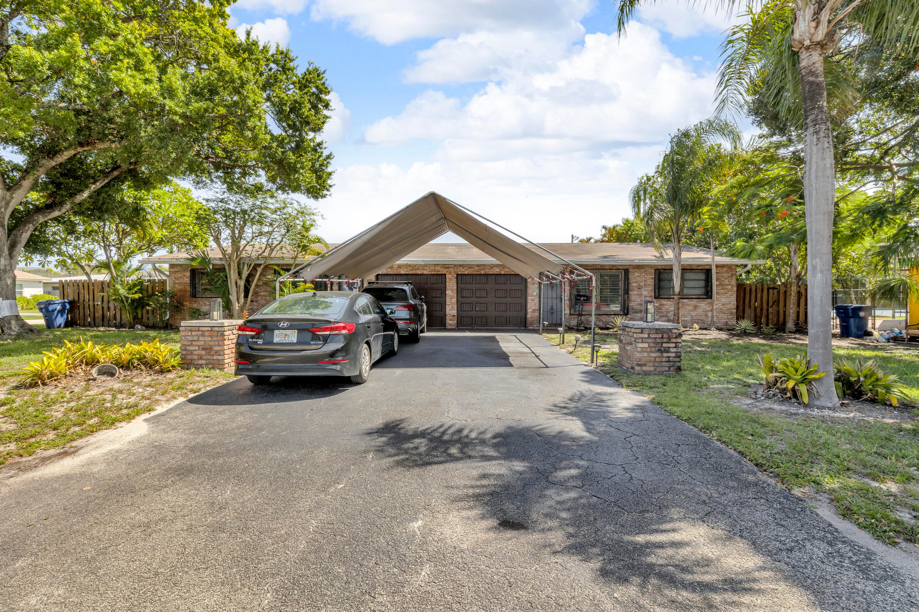608-612 NE 21st Court, Wilton Manors, FL 33305 — photo 1 of 38