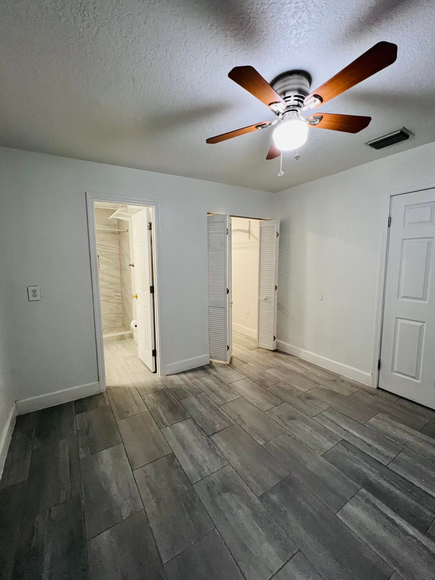 8719 N Ashley Street, Tampa, FL 33604 — photo 29 of 45