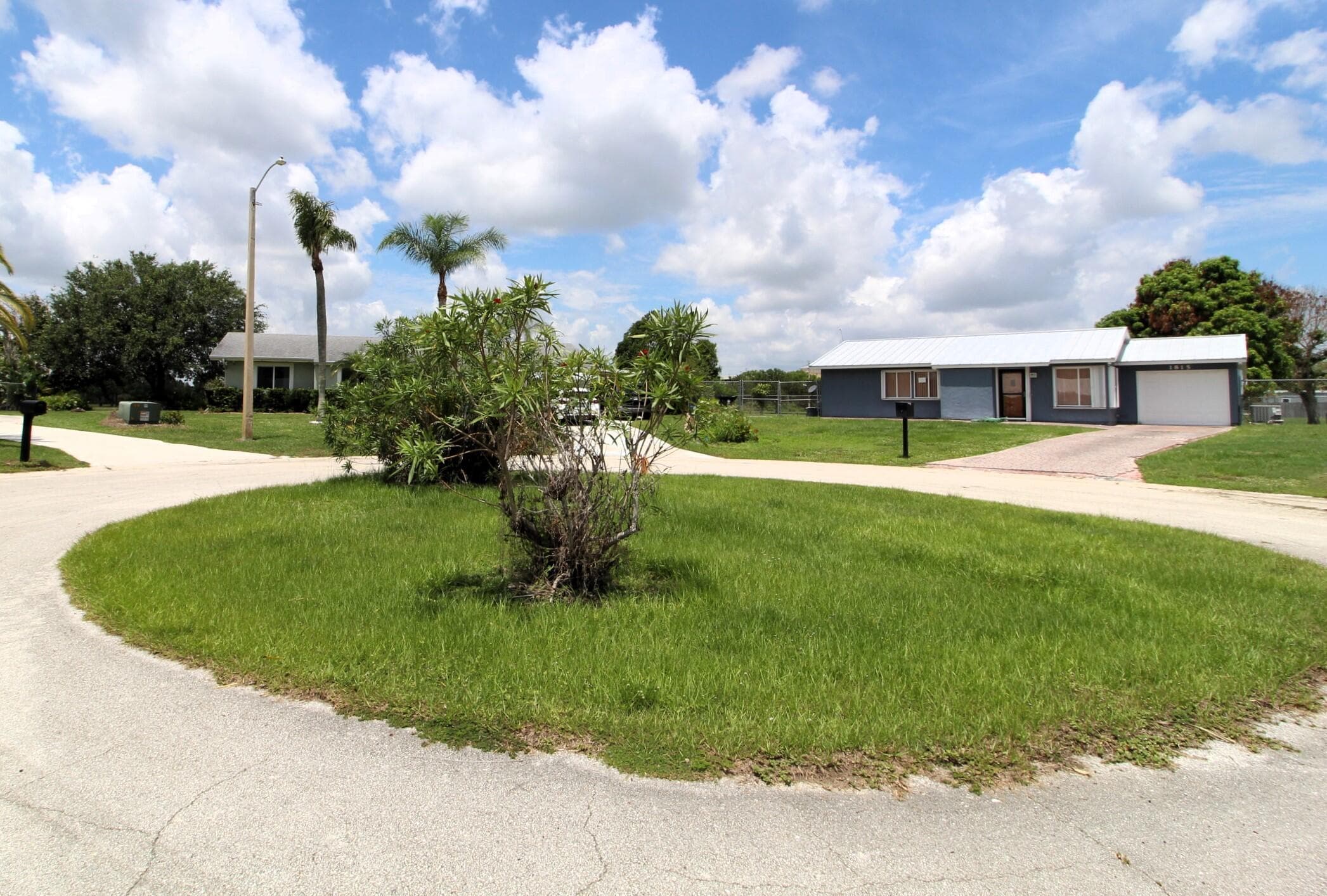 1815 SE Wexford Court, Port St. Lucie, FL 34952 — photo 27 of 36