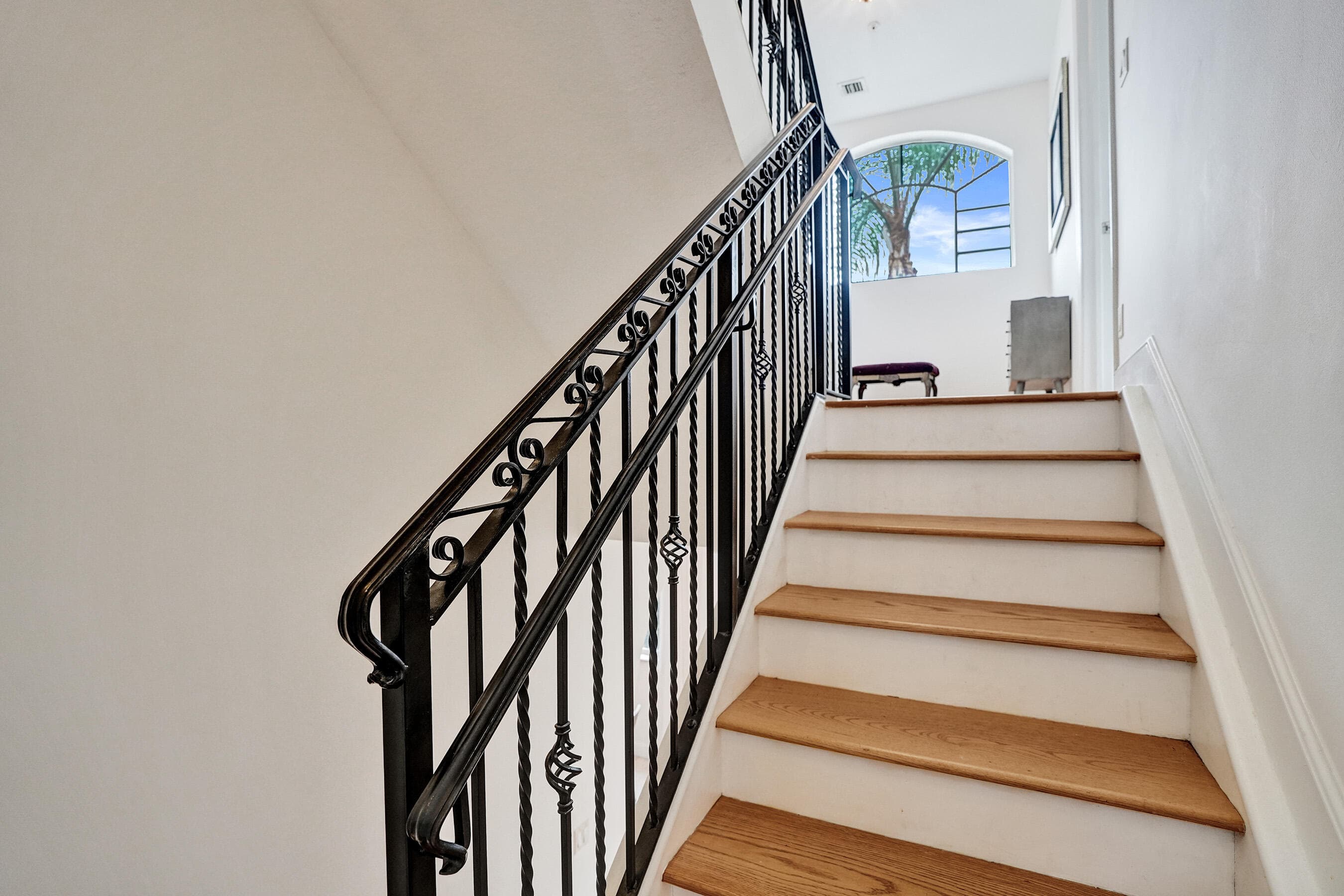 2610 NE 11th Court, Fort Lauderdale, FL 33304 — photo 11 of 30