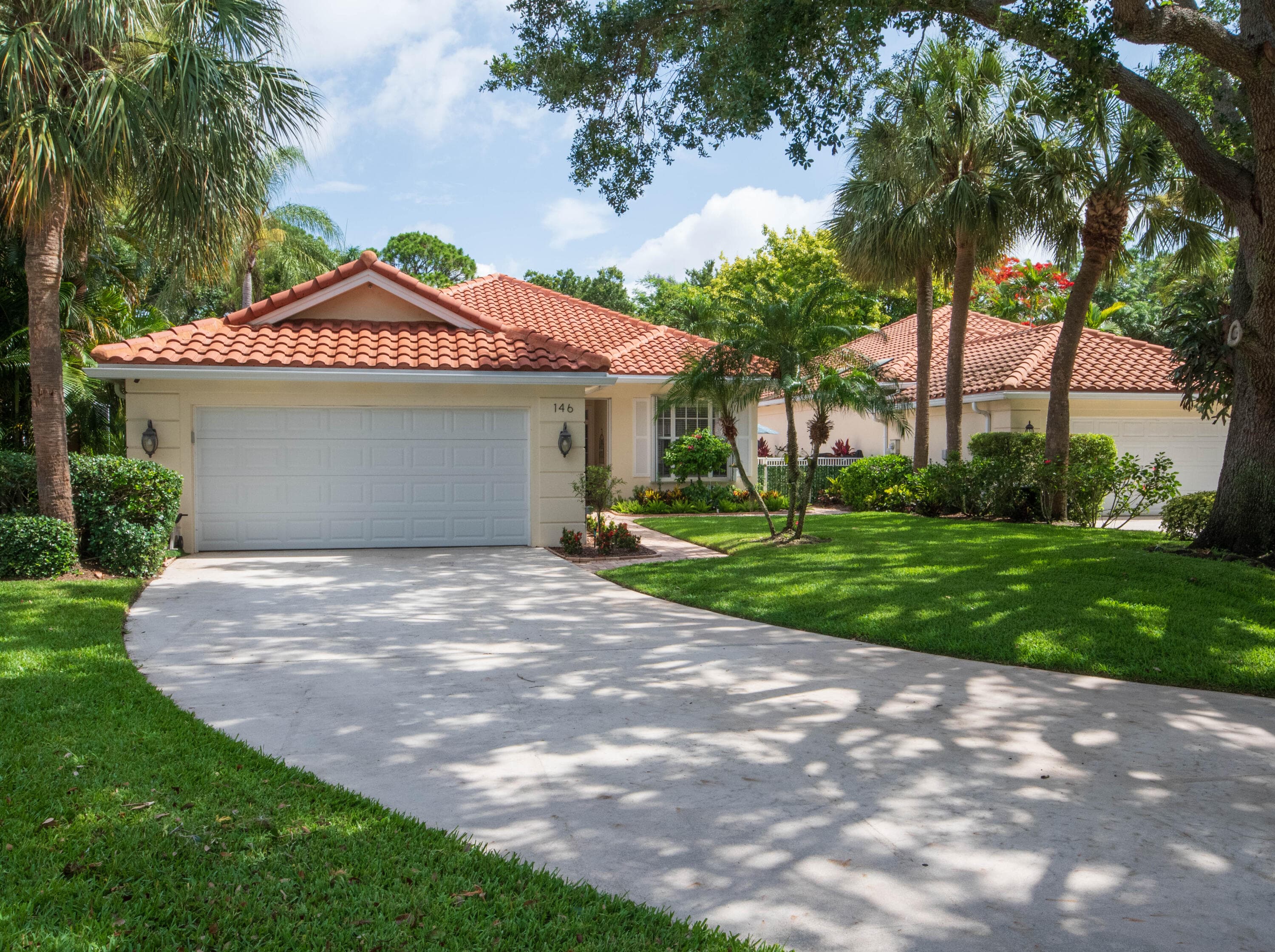 146 Lost Bridge Drive, Palm Beach Gardens, FL 33410 — photo 4 of 47