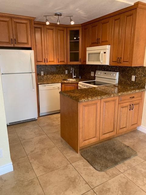 1907 NE 2nd Street 2, Deerfield Beach, FL 33441 — photo 2 of 7