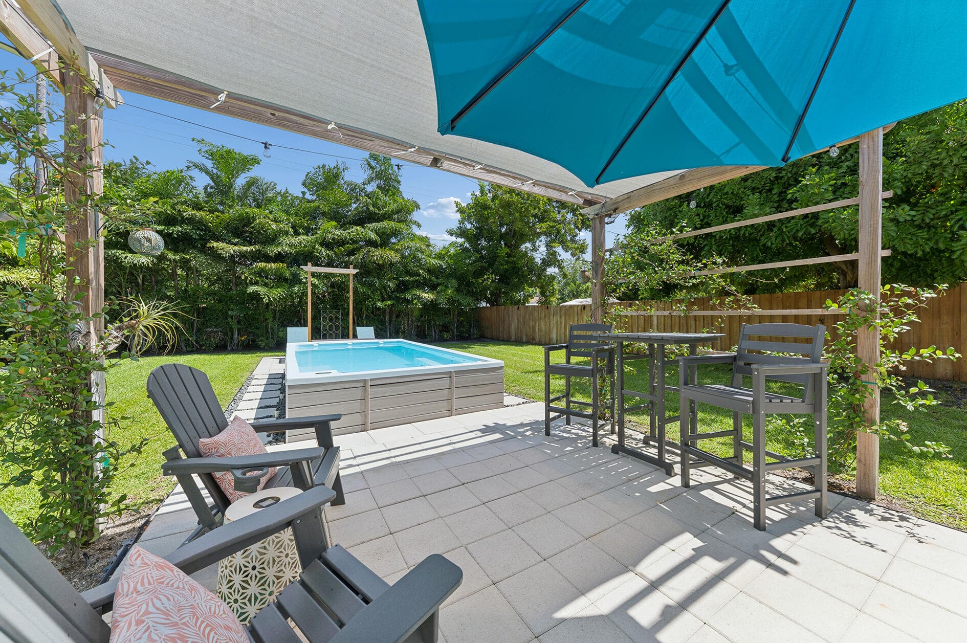 127 SW 10th Avenue, Boynton Beach, FL 33435 — photo 5 of 18