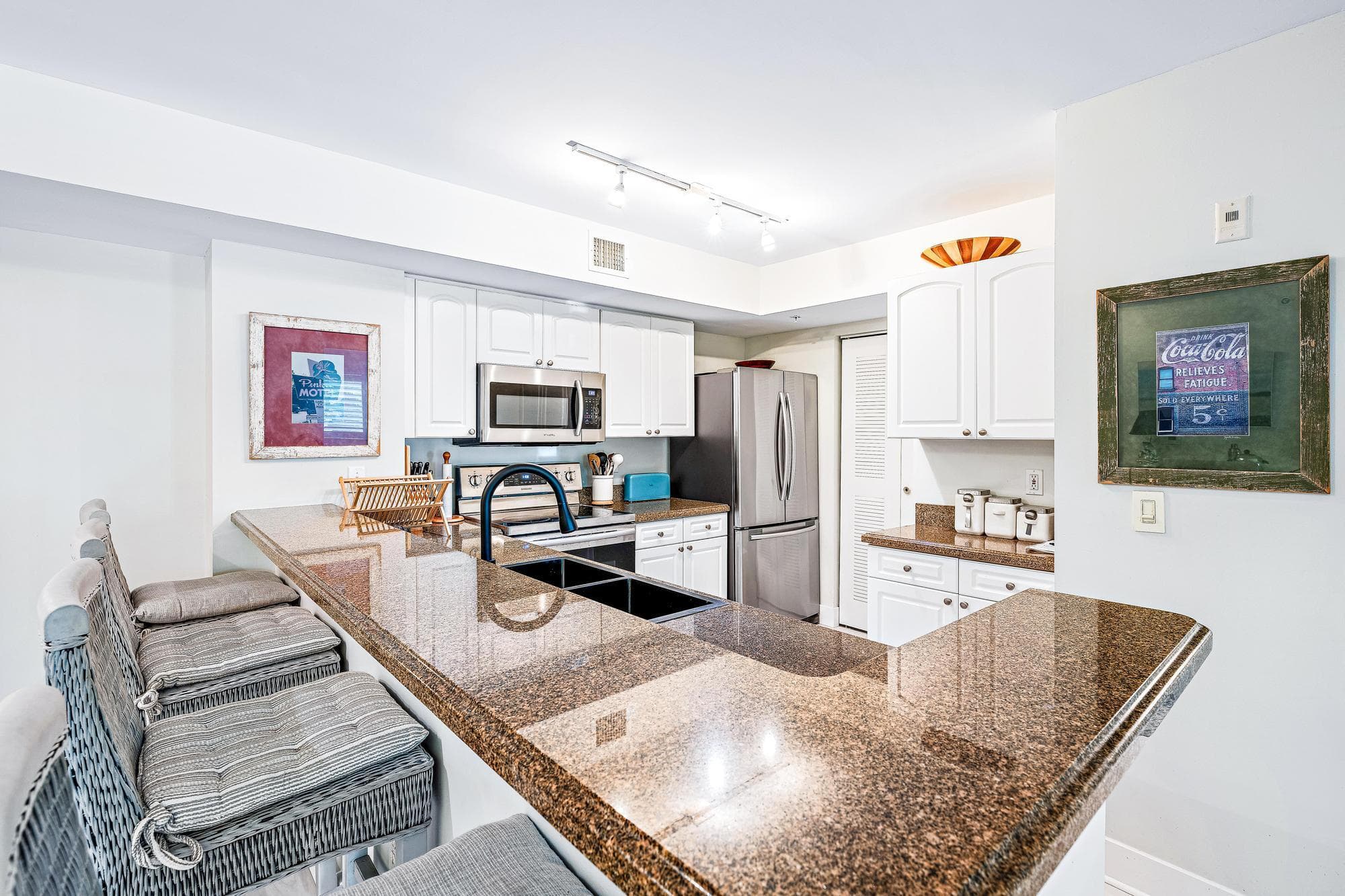 242 Village Boulevard 2109, Tequesta, FL 33469 — photo 2 of 22