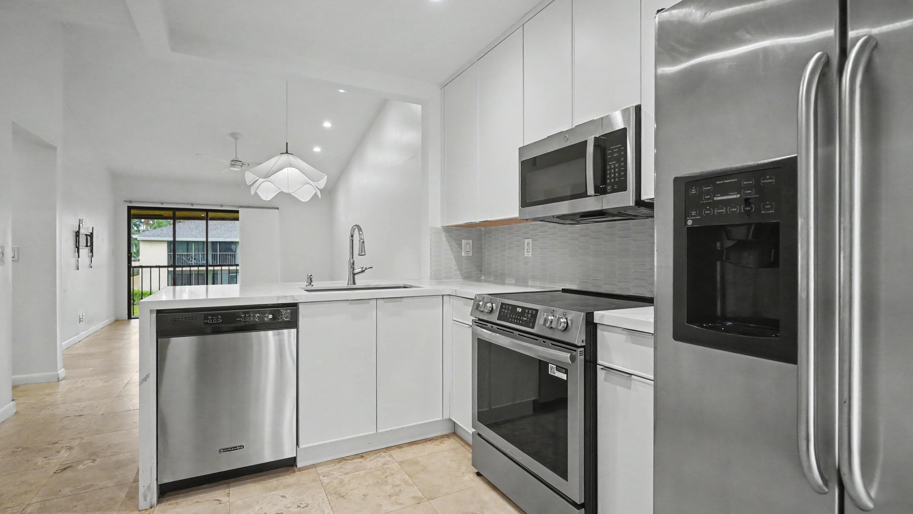 3939 NE 5th Avenue A201, Boca Raton, FL 33431 — photo 11 of 44