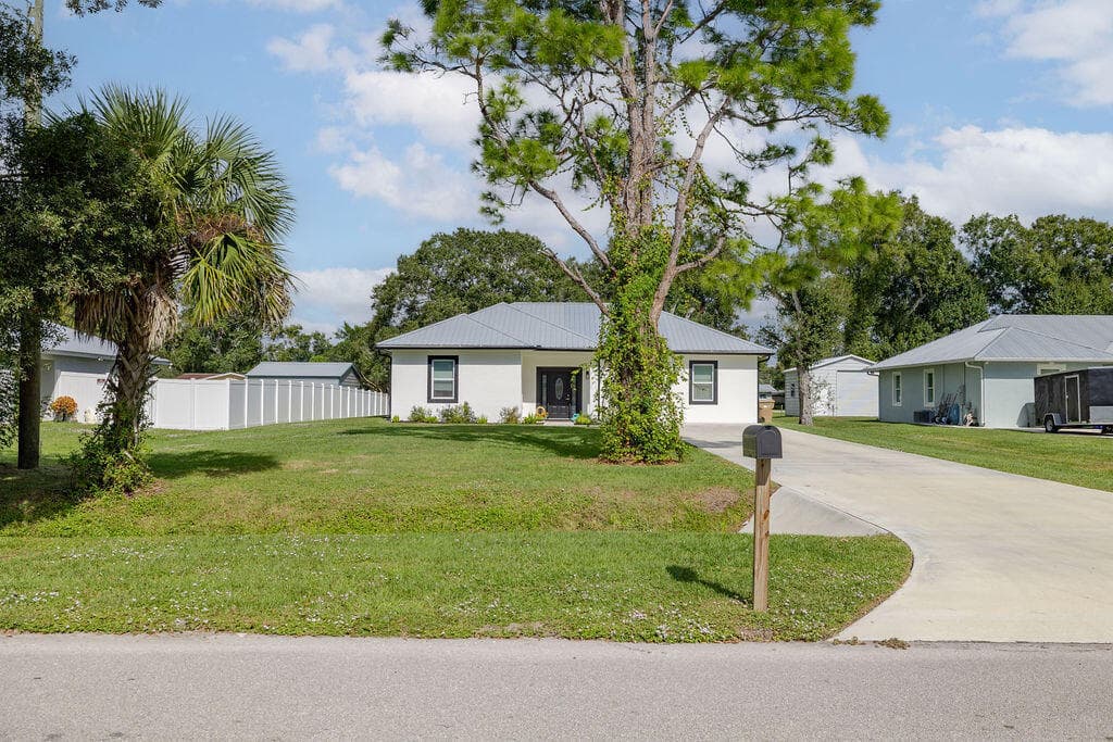 1014 SW 11th Street, Okeechobee, FL 34974 — photo 32 of 45