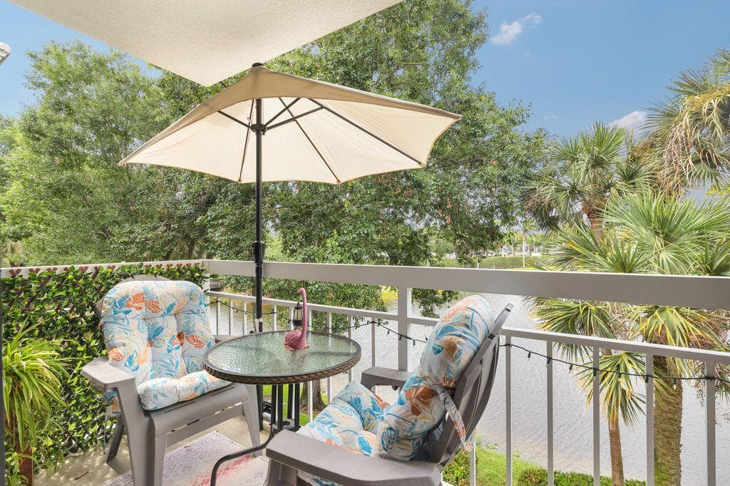2401 Village Boulevard 305, West Palm Beach, FL 33409 — photo 2 of 31