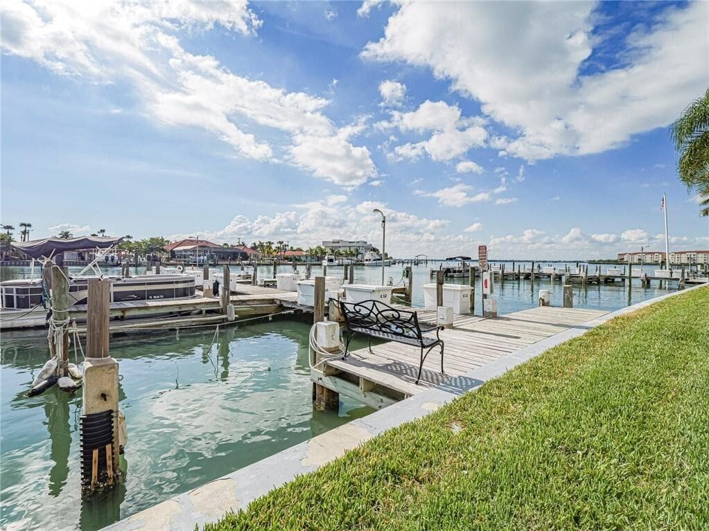 1315 Bayshore Drive 204, Fort Pierce, FL 34949 — photo 27 of 31