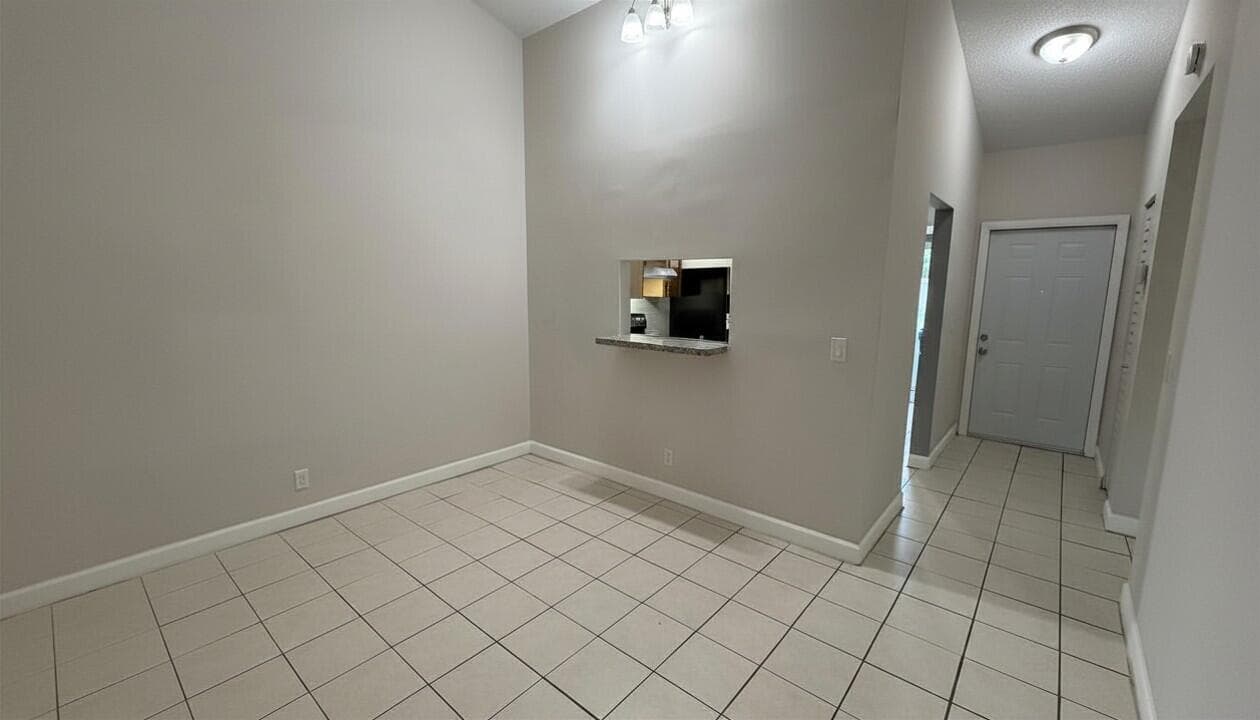 8576 NW 32nd Street, Coral Springs, FL 33065 — photo 4 of 13