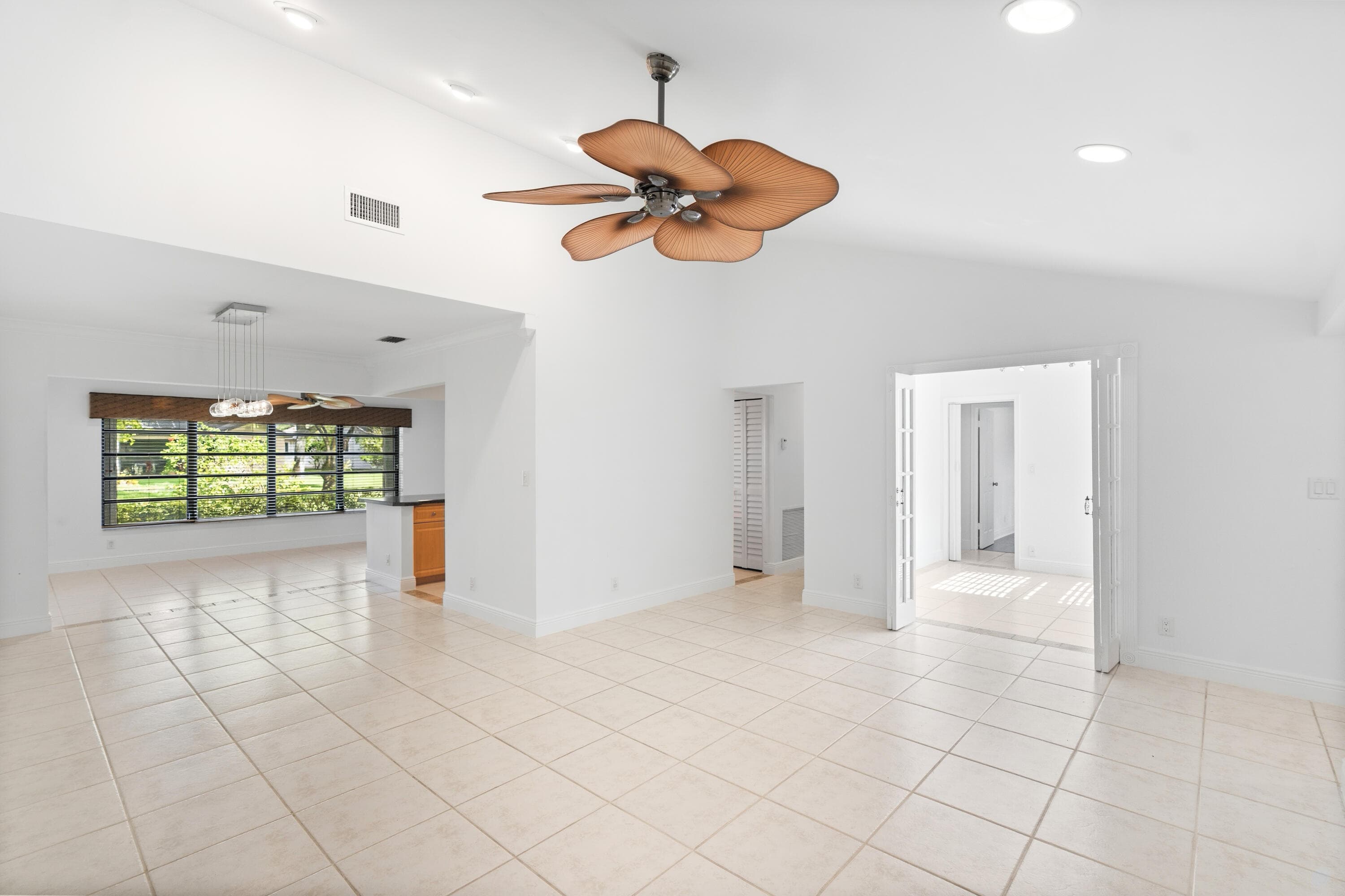 18051 S 104th Ter Terrace S, Boca Raton, FL 33498 — photo 5 of 36